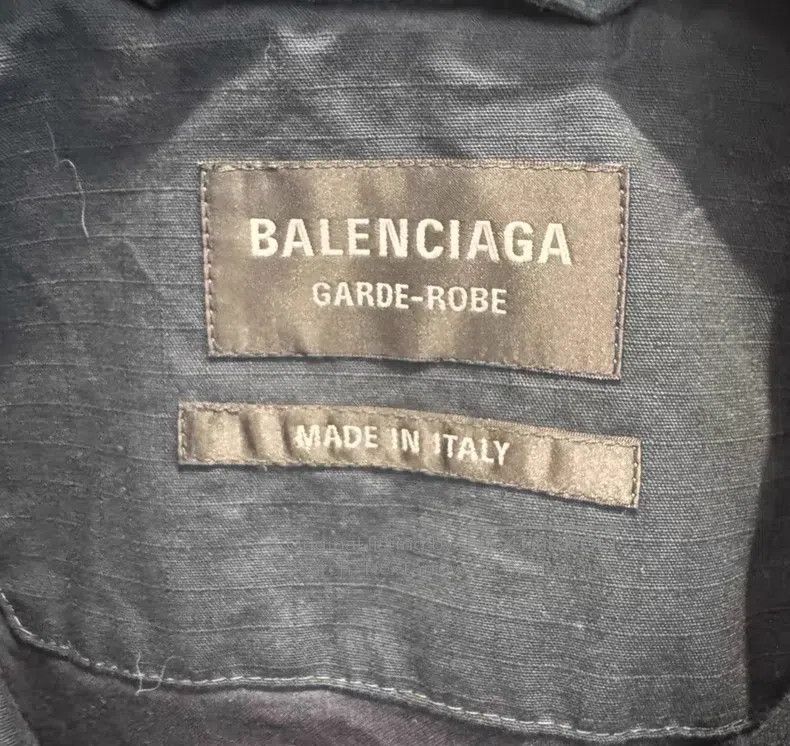 Balenciaga Balenciaga Solid Color Long Hooded Parka Size US S / EU 44-46 / 1 - 3 Thumbnail