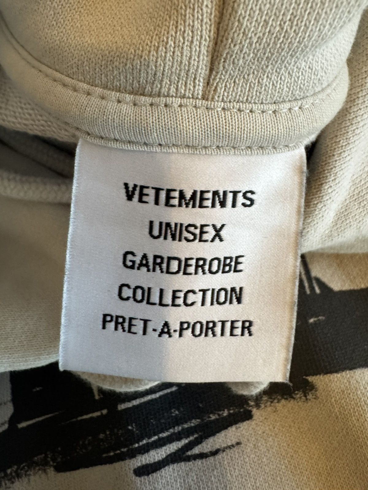 Vetements Vetements World Tour Hoodie Oyster Mushroom Size US S / EU 44-46 / 1 - 3 Thumbnail