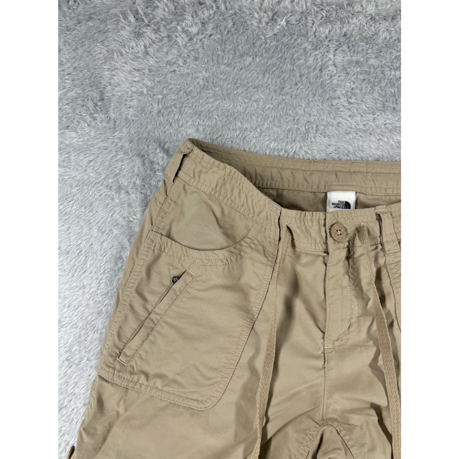 The North Face The North Face Shorts Women 6 Beige 100% Nylon Drawstring Hiking Camping 28x10 Size 28" / US 6 / IT 42 - 4 Thumbnail