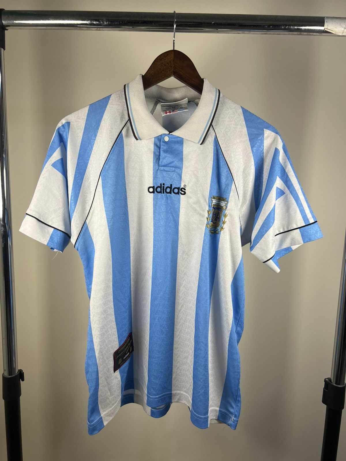 Adidas 1995/96 ARGENTINA HOME SHIRT ADIDAS Size US XS / EU 42 / 0 - 1 Thumbnail