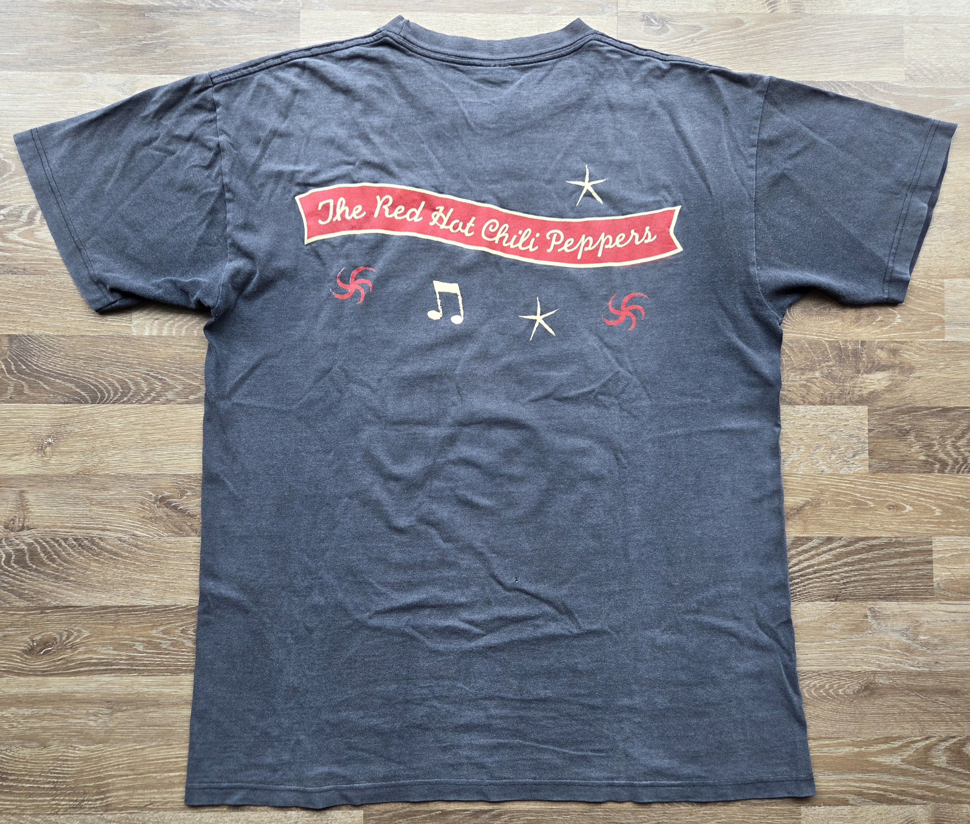 Band Tees Vintage OG 90s RHCP Red Hot Chili Peppers Band Giant T Shirt Size US L / EU 52-54 / 3 - 2 Thumbnail