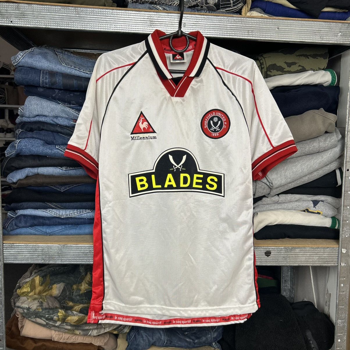 Le Coq Sportif Vintage Le Coq Sportif Sheffield United 1990’s home jersey Size US S / EU 44-46 / 1 - 1 Thumbnail