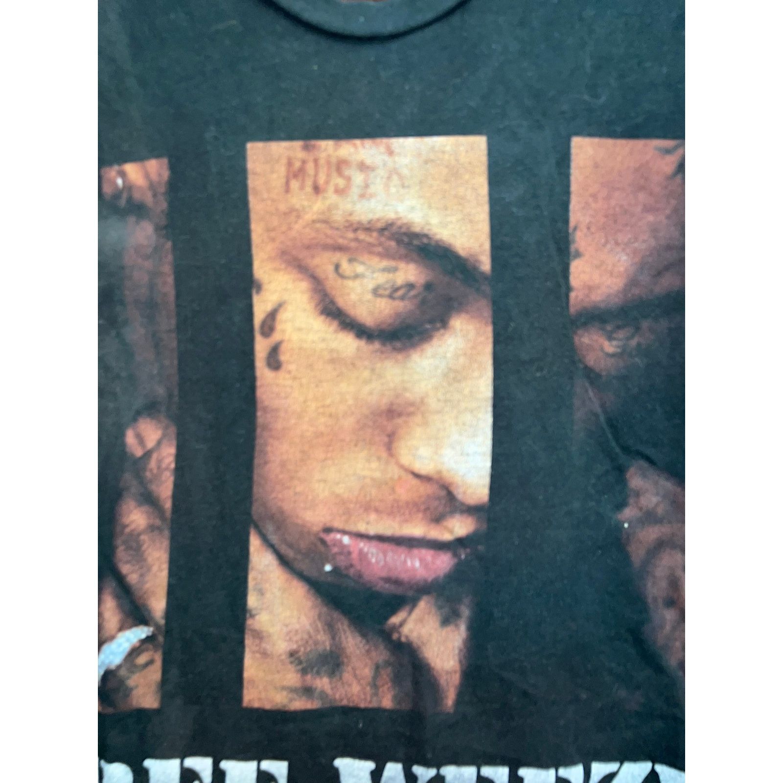 Tultex Womens Free Weezy Shirt Lil Wayne Album Cover Rap Top Small Size S / US 4 / IT 40 - 2 Thumbnail