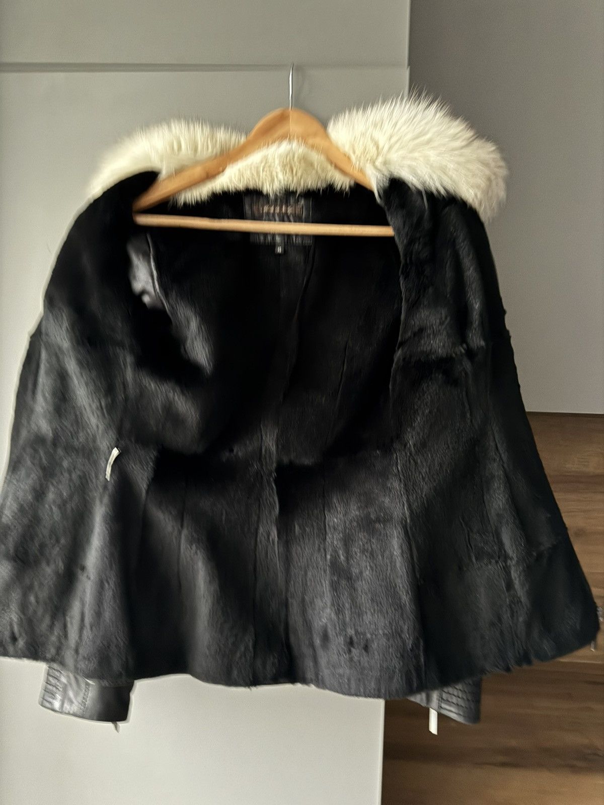 Roberto Cavalli Roberto Cavalli 2000’s Leather Textured Fur Moto Jacket Size XS / US 0-2 / IT 36-38 - 9 Thumbnail
