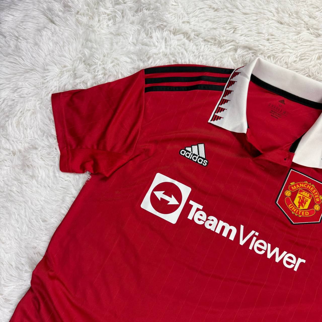 Adidas 💢Adidas Manchester United Jersey 2022 Size US M / EU 48-50 / 2 - 2 Thumbnail