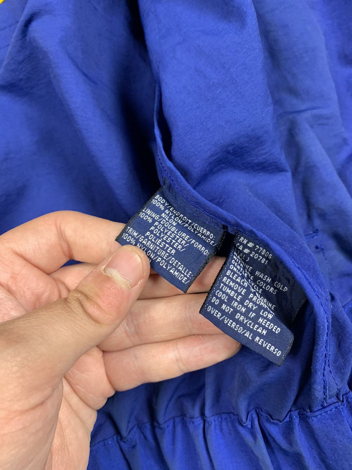 Tommy Hilfiger Vintage Tommy Hilfiger Sailing Jacket Nylon Blue Size M Zip Size US M / EU 48-50 / 2 - 25 Thumbnail