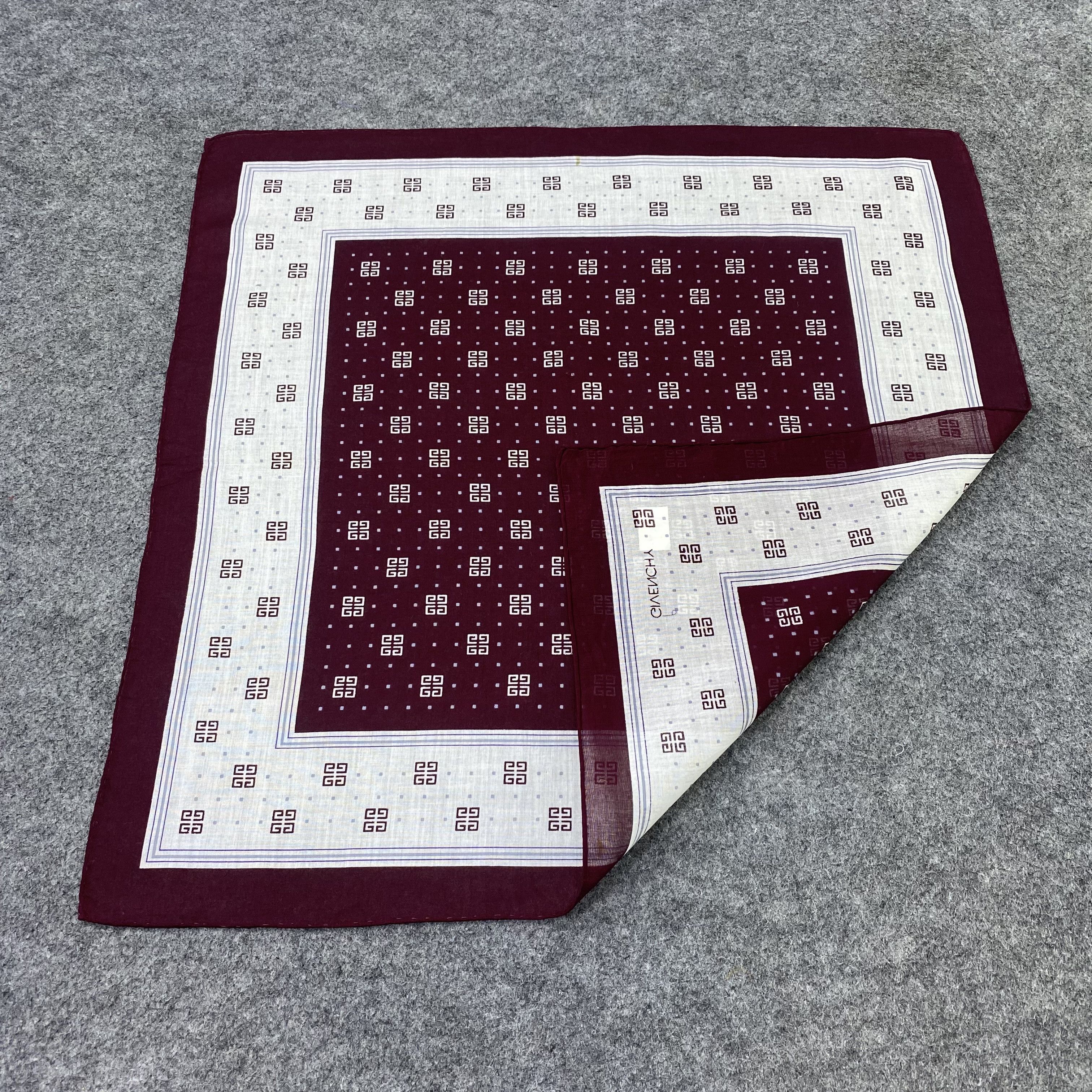 Givenchy Givenchy Handkerchief Neckerchief Bandana-B2071 Size ONE SIZE - 5 Thumbnail