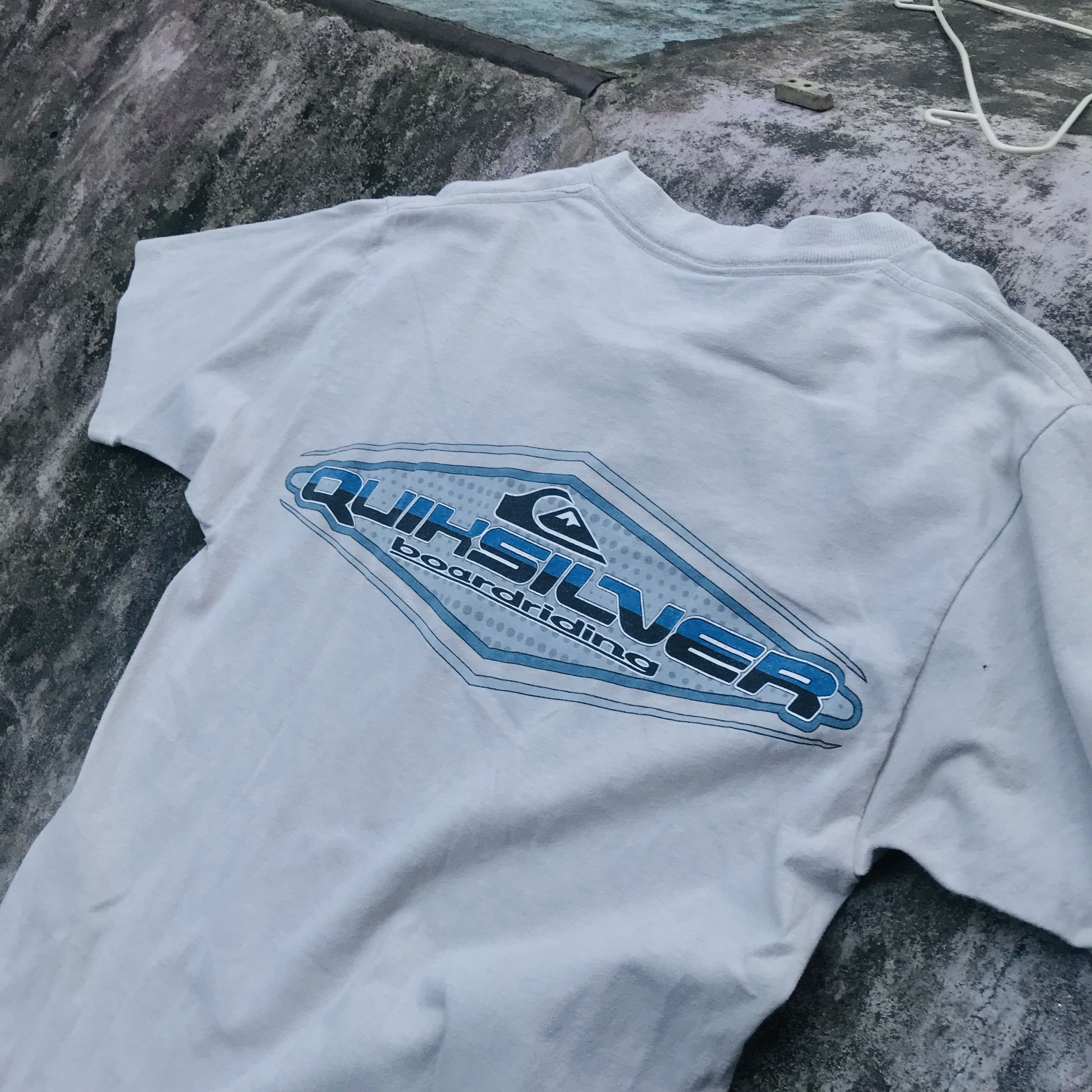 Quiksilver × Vintage 90's Quik Silver Surf Board Tee Size US S / EU 44-46 / 1 - 7 Thumbnail