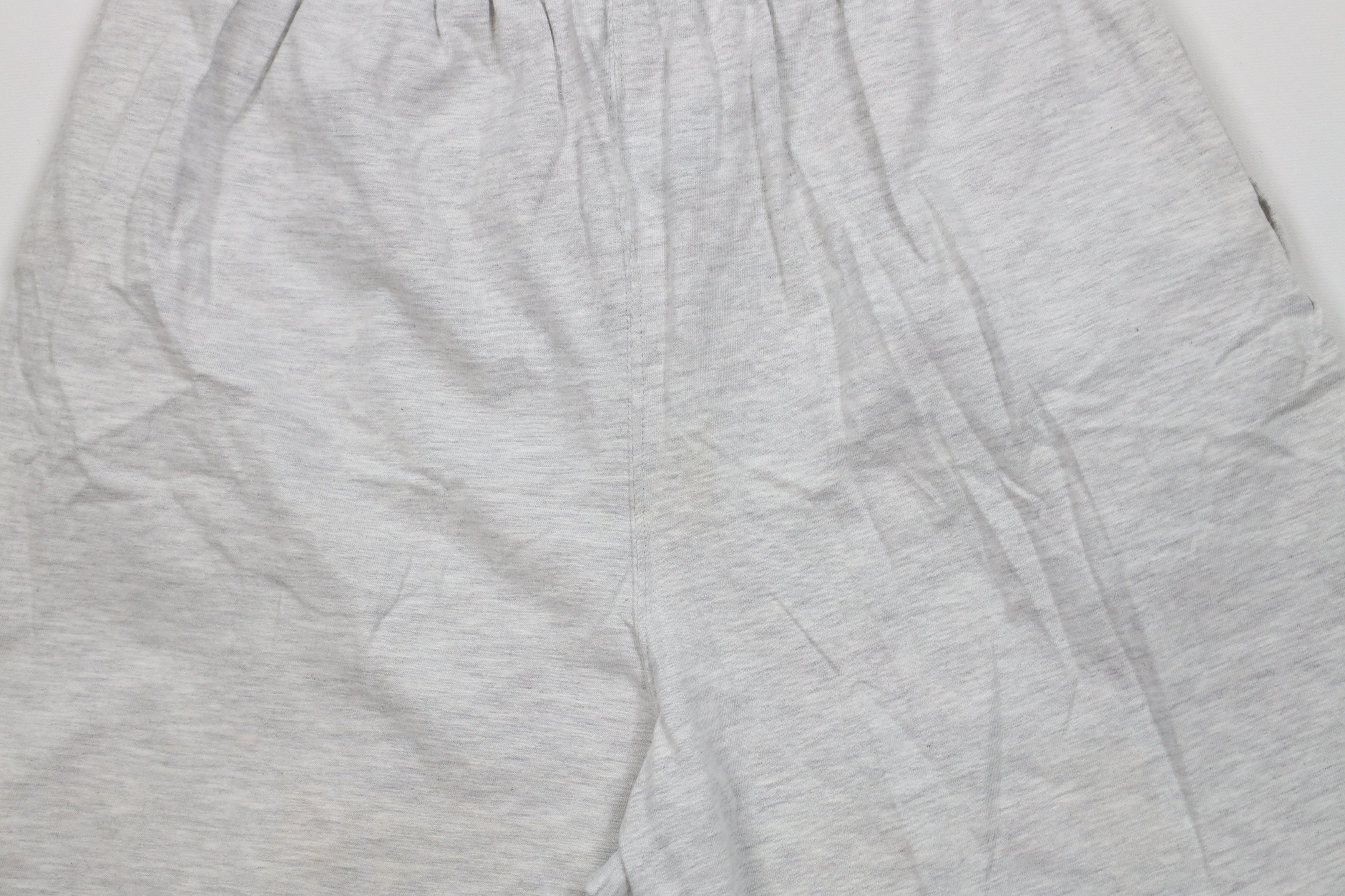 Russell Athletic × Vintage Vintage 90s Russell Athletic Browns Football Shorts Gray USA Size US 36 / EU 52 - 12 Thumbnail