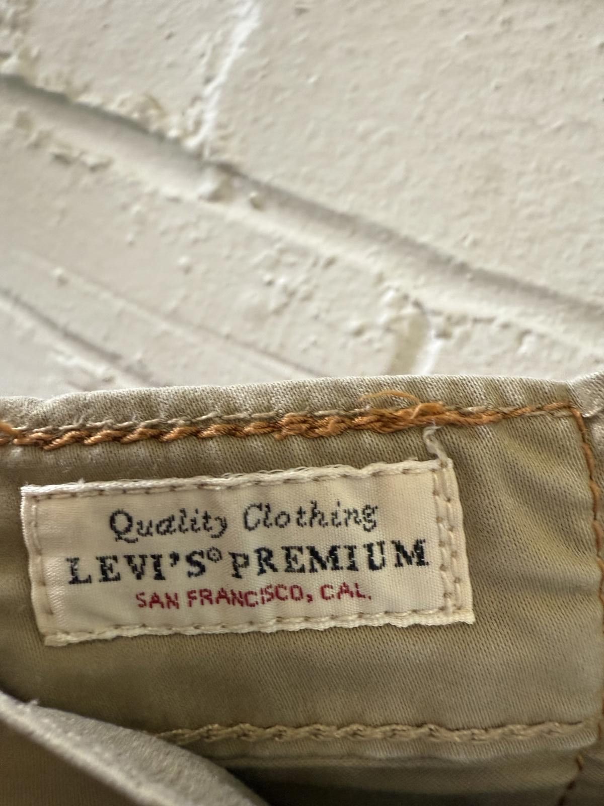 Levi's Levi's Premium Men's Khaki Chino Pants Size US 32 / EU 48 - 3 Thumbnail