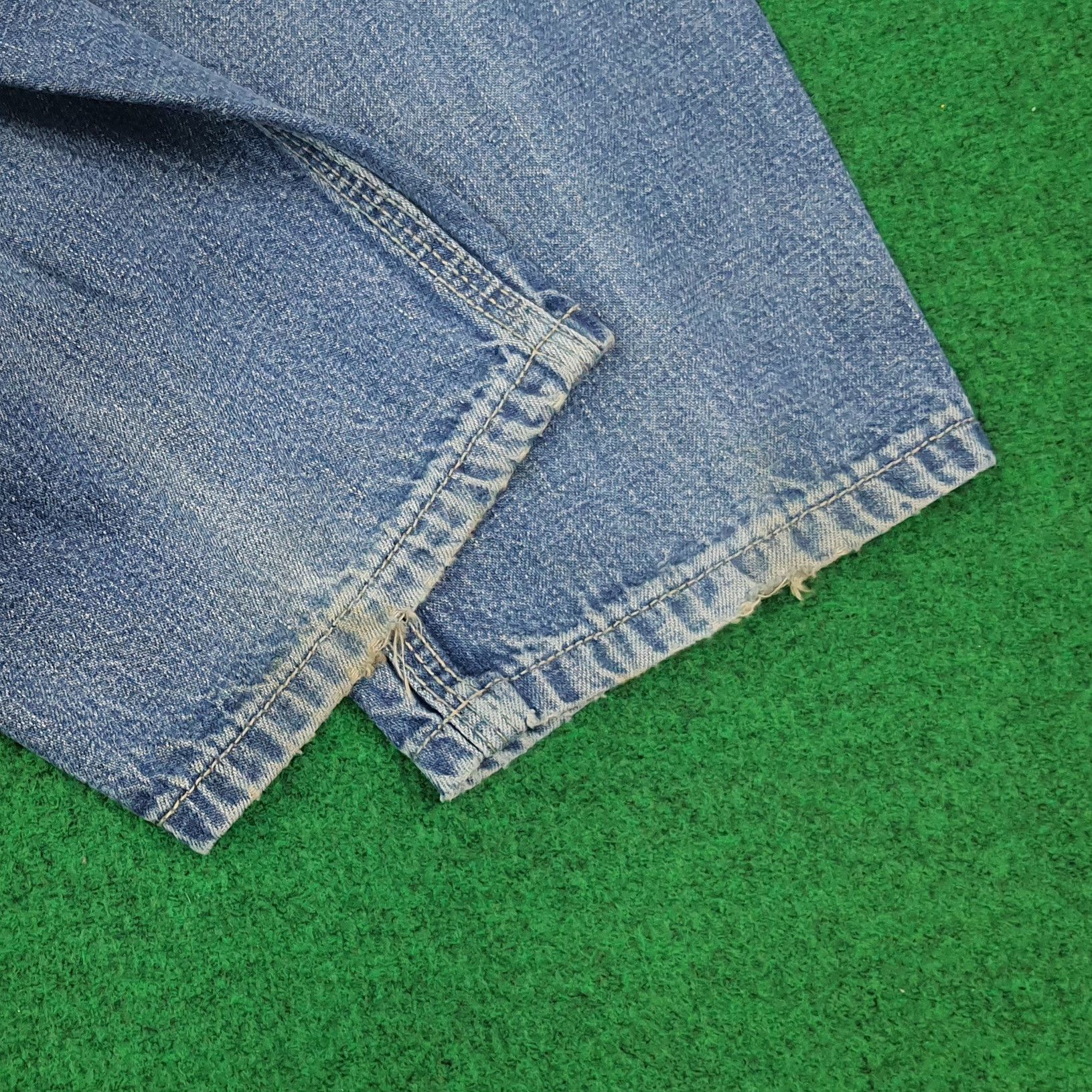 Levi's Vintage Levi's Classic Jeans C265N21 Size 24" / US 00 / IT 34 - 14 Thumbnail