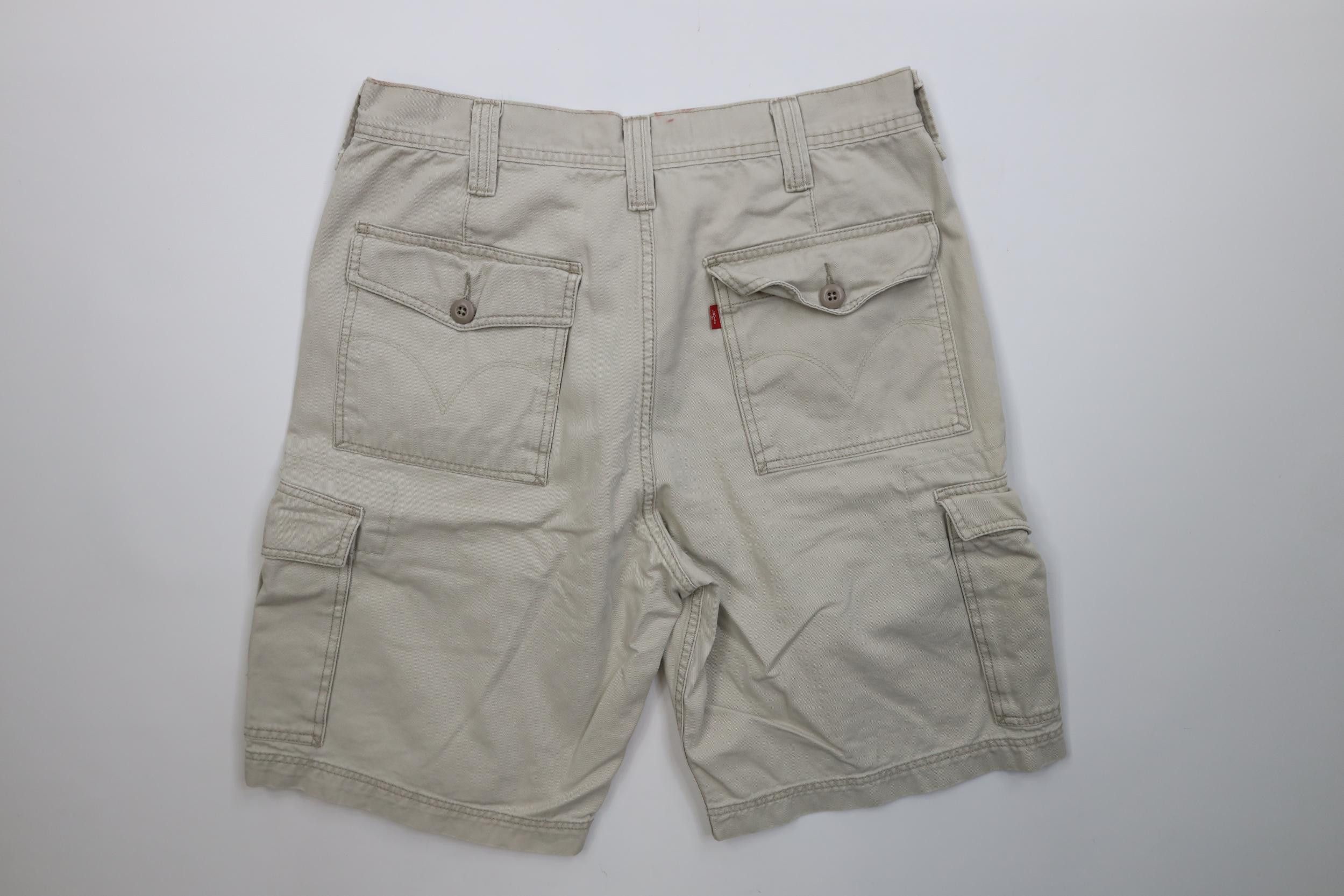 Levi's Vintage Y2K 2004 Levis Baggy Fit Cargo Shorts Beige Khaki Size US 34 / EU 50 - 9 Thumbnail