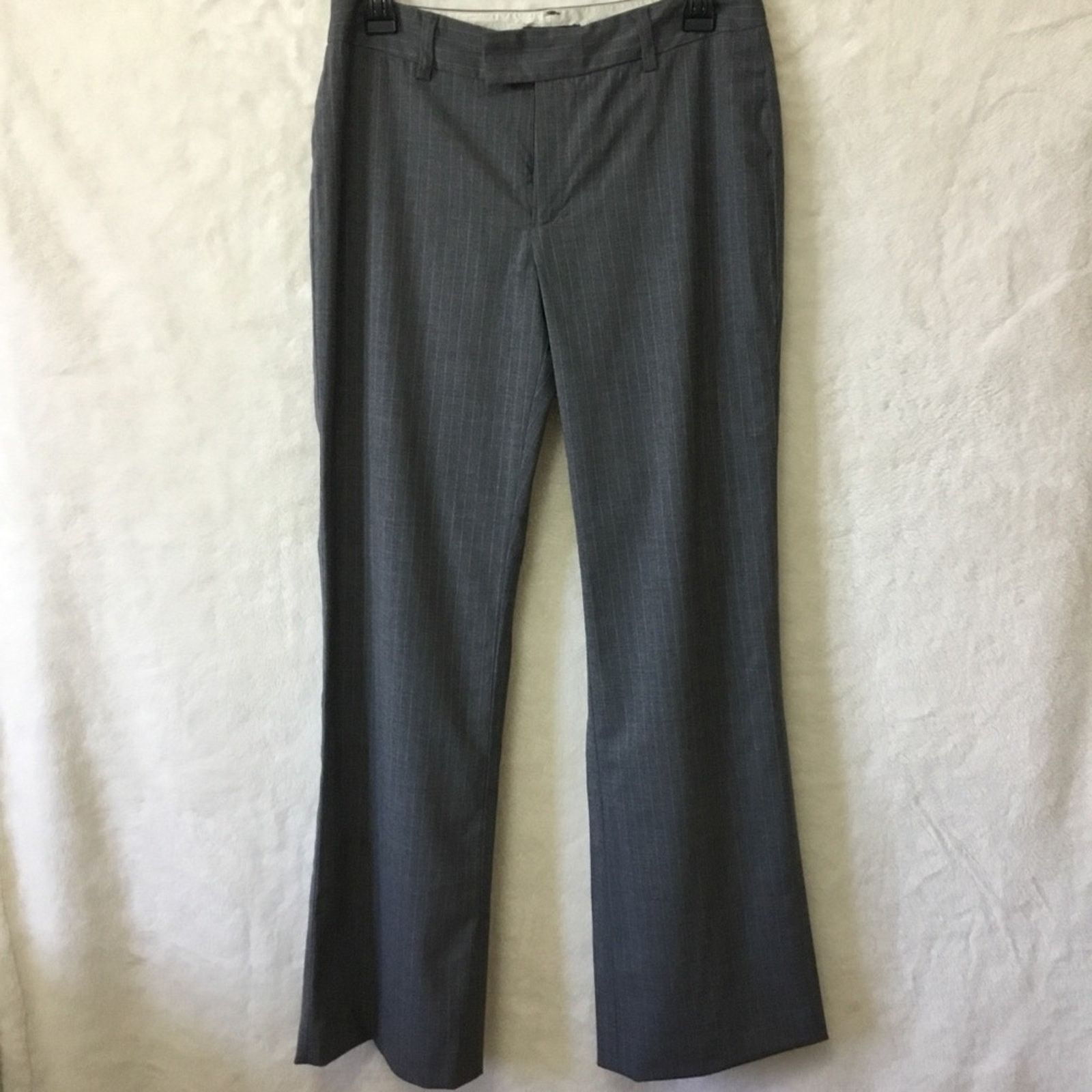 Banana Republic Banana Republic Gray Stripe Stretch Pants Size 27" / US 4 / IT 40 - 1 Thumbnail