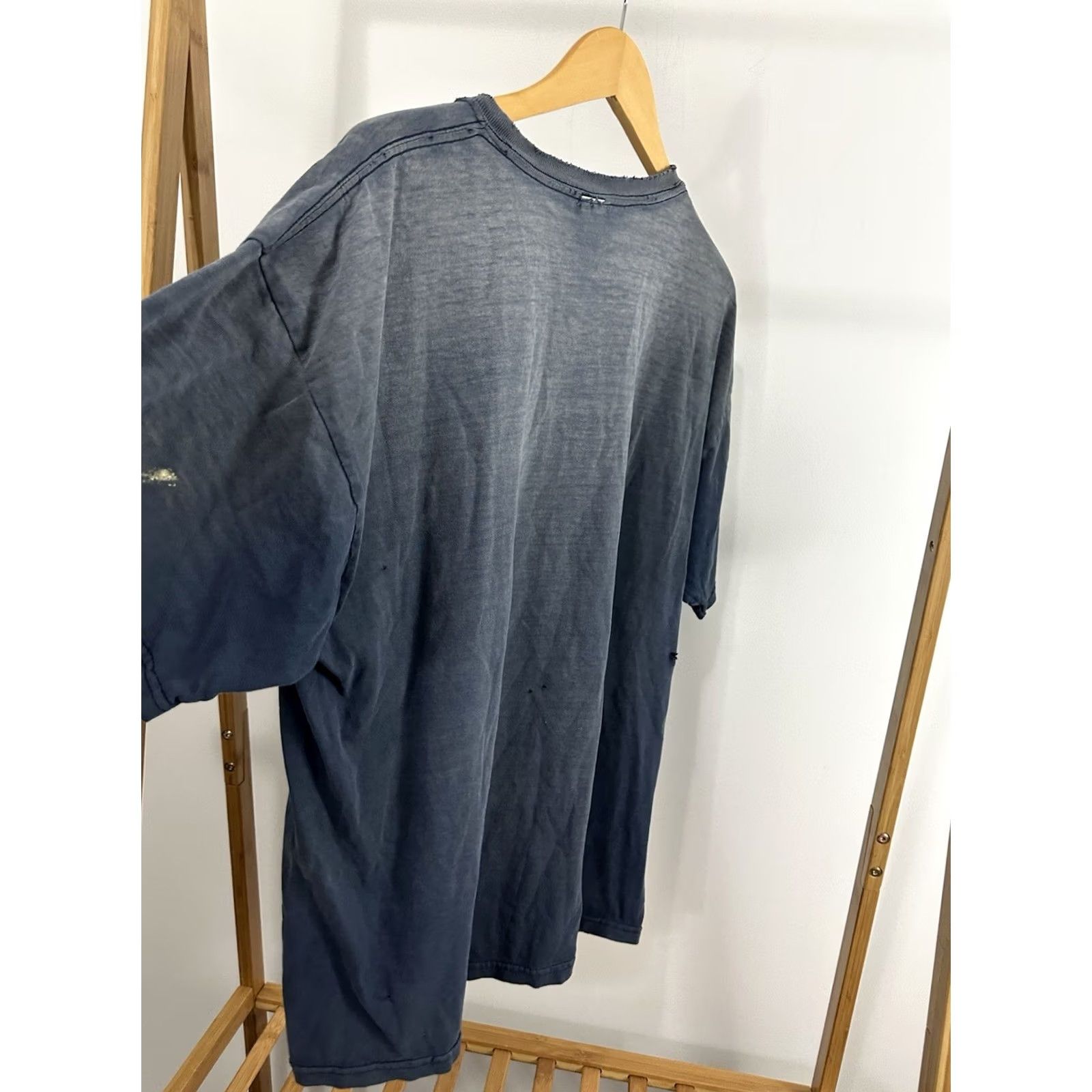 Gildan VTG Sun Gradient Thrashed Distressed Worn Work T-Shirt XL Gildan Blue Men Short Sleeve Shirt Size US XL / EU 56 / 4 - 3 Thumbnail