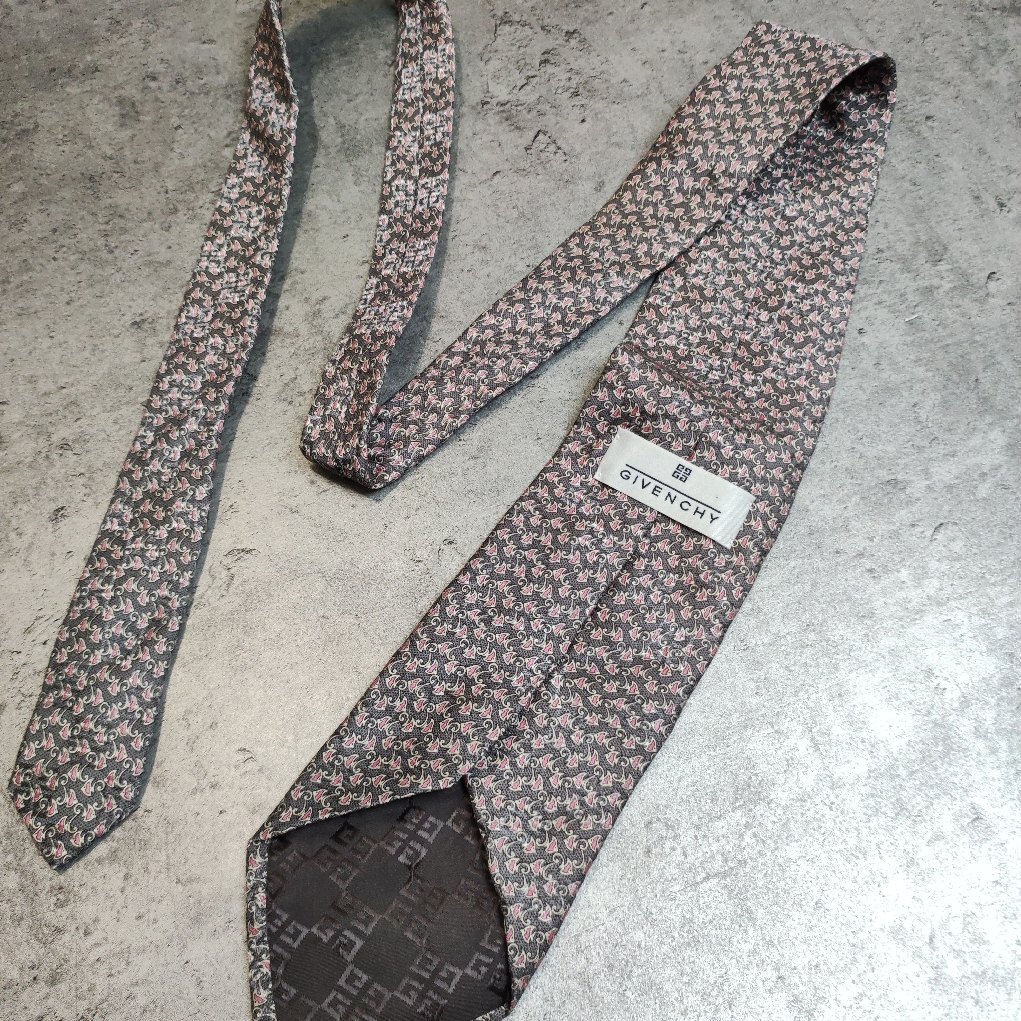 Givenchy × Vintage RARE 90s Givenchy Paris Cravatte Silk Vintage Tie Size ONE SIZE - 2 Thumbnail