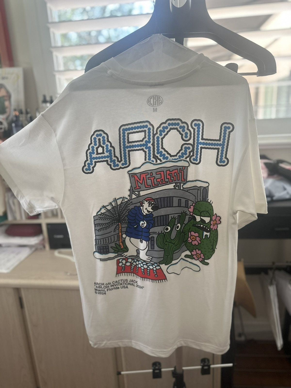 Travis Scott × Virgil Abloh Cactus Jack (Travis Scott) Virgil Abloh ARCH Miami Basel Tee Size US M / EU 48-50 / 2 - 1 Thumbnail