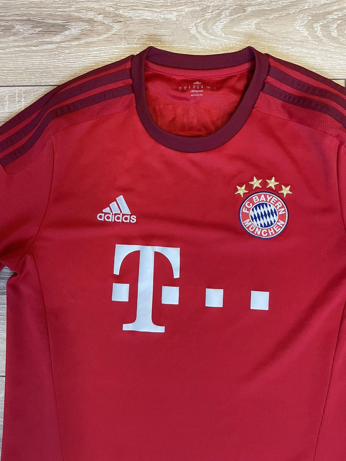 Adidas BAYERN MUNICH 2015 2016 HOME SHIRT FOOTBALL JERSEY Size US M / EU 48-50 / 2 - 2 Thumbnail