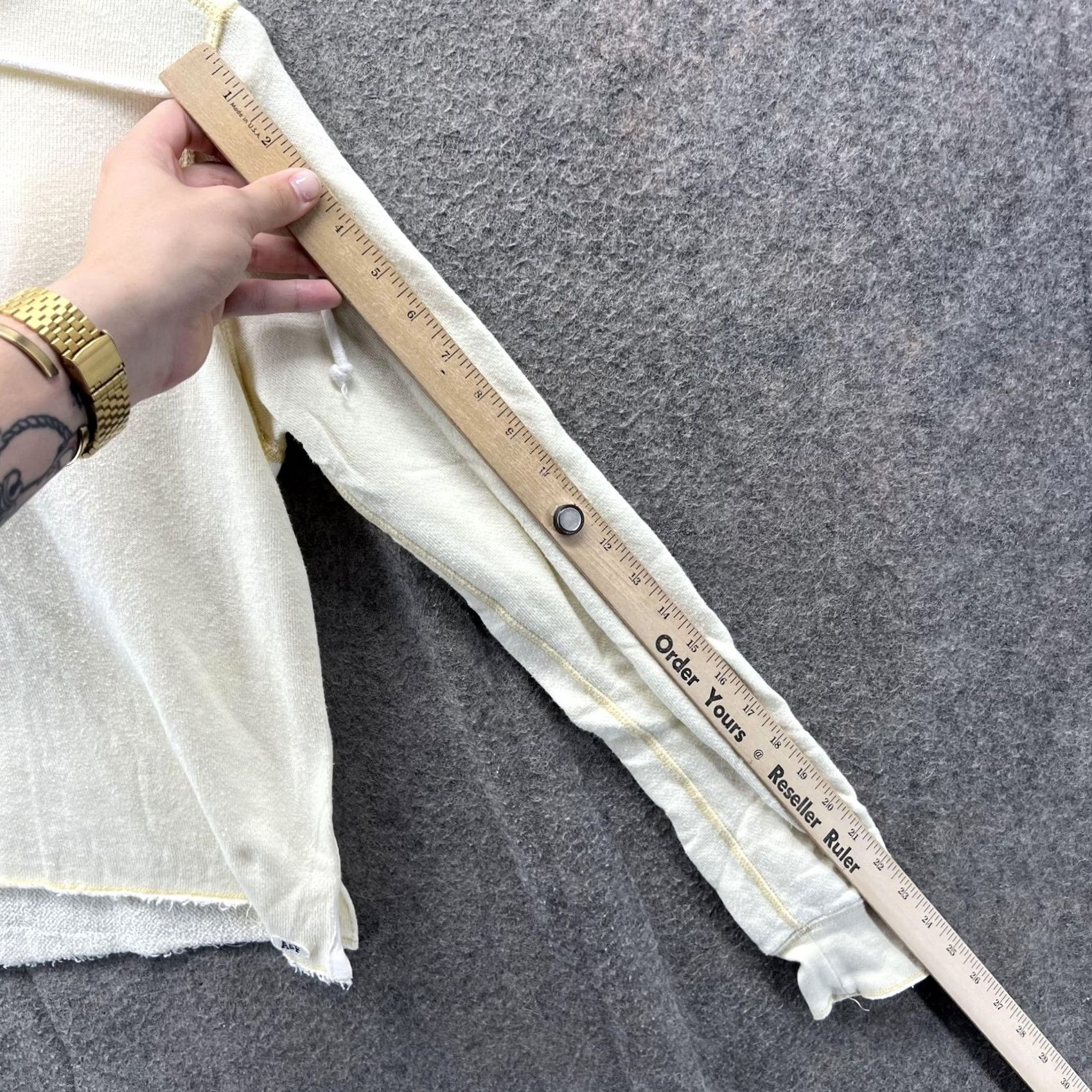 Abercrombie & Fitch VINTAGE Abercrombie & Fitch Hoodie Womens XS Cream Cropped Raw Hem Long Sleeve Size XS / US 0-2 / IT 36-38 - 5 Thumbnail