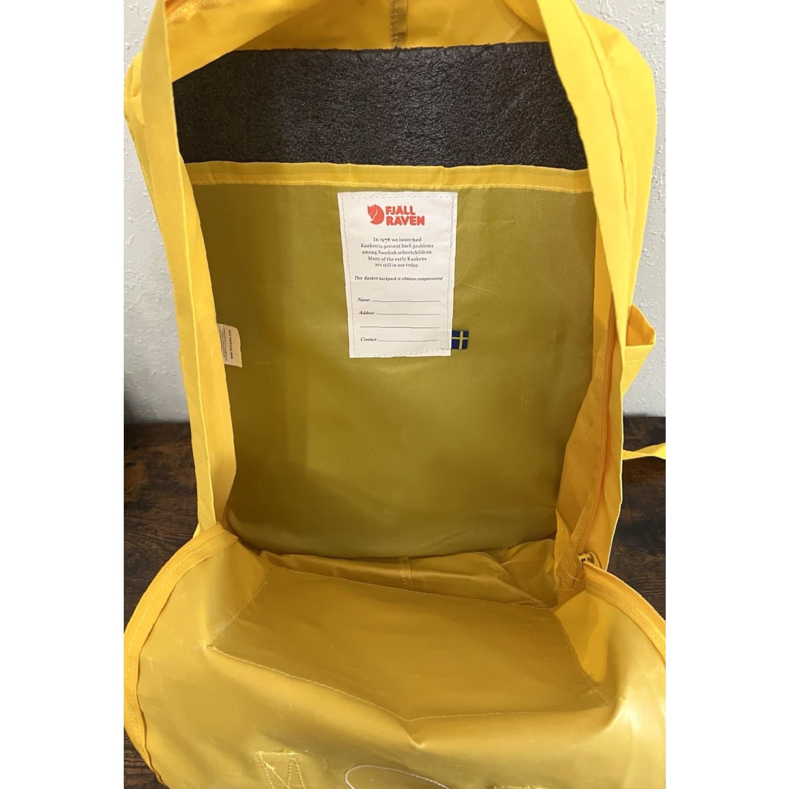 Vintage VINTAGE Fjällräven Kanken Classic Backpack Sweden Canvas Yellow 16x12x4.25 Unisex Adults Outdoor Daypack Size ONE SIZE - 6 Thumbnail