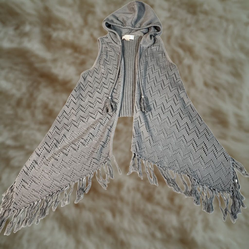 Decree DECREE Gray Crochet Knit Hooded Fringe Vest Cardigan Women's M Mango? Size M / US 6-8 / IT 42-44 - 1 Thumbnail