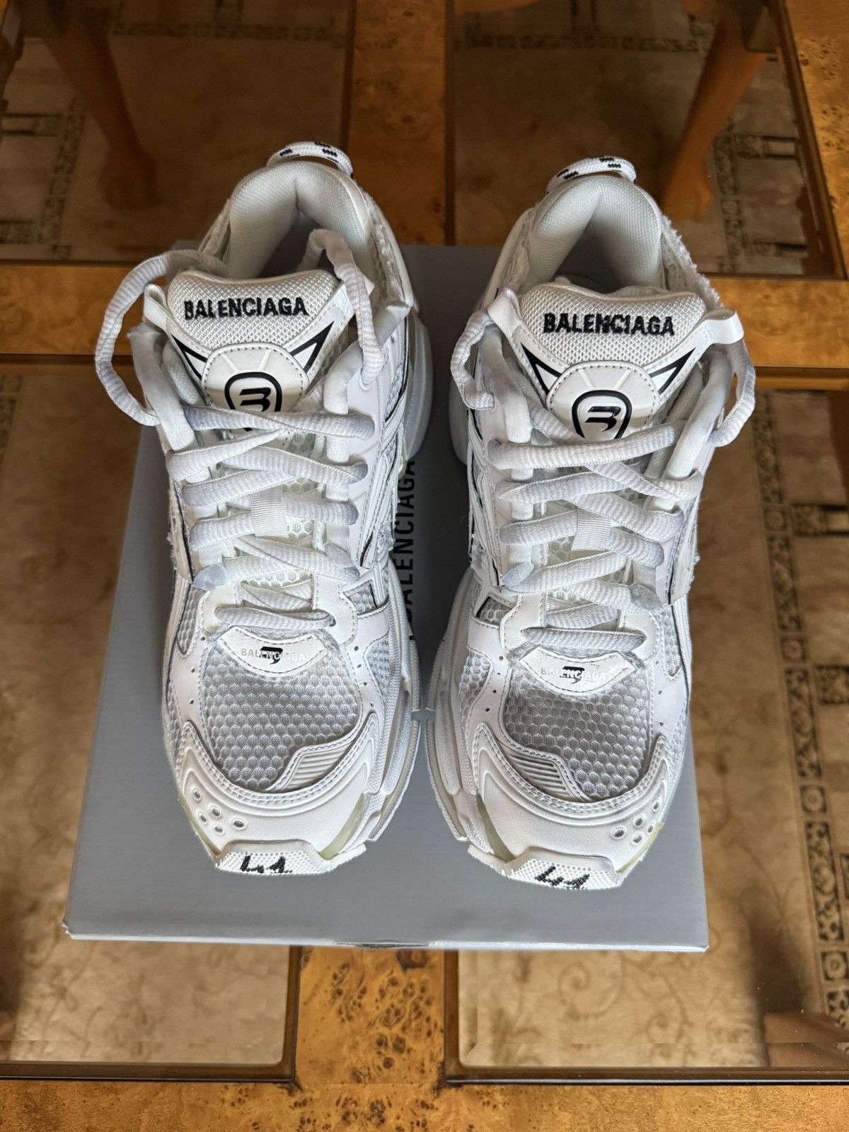 Balenciaga Balenciaga Runner White Size US 8 / EU 41 - 2 Thumbnail