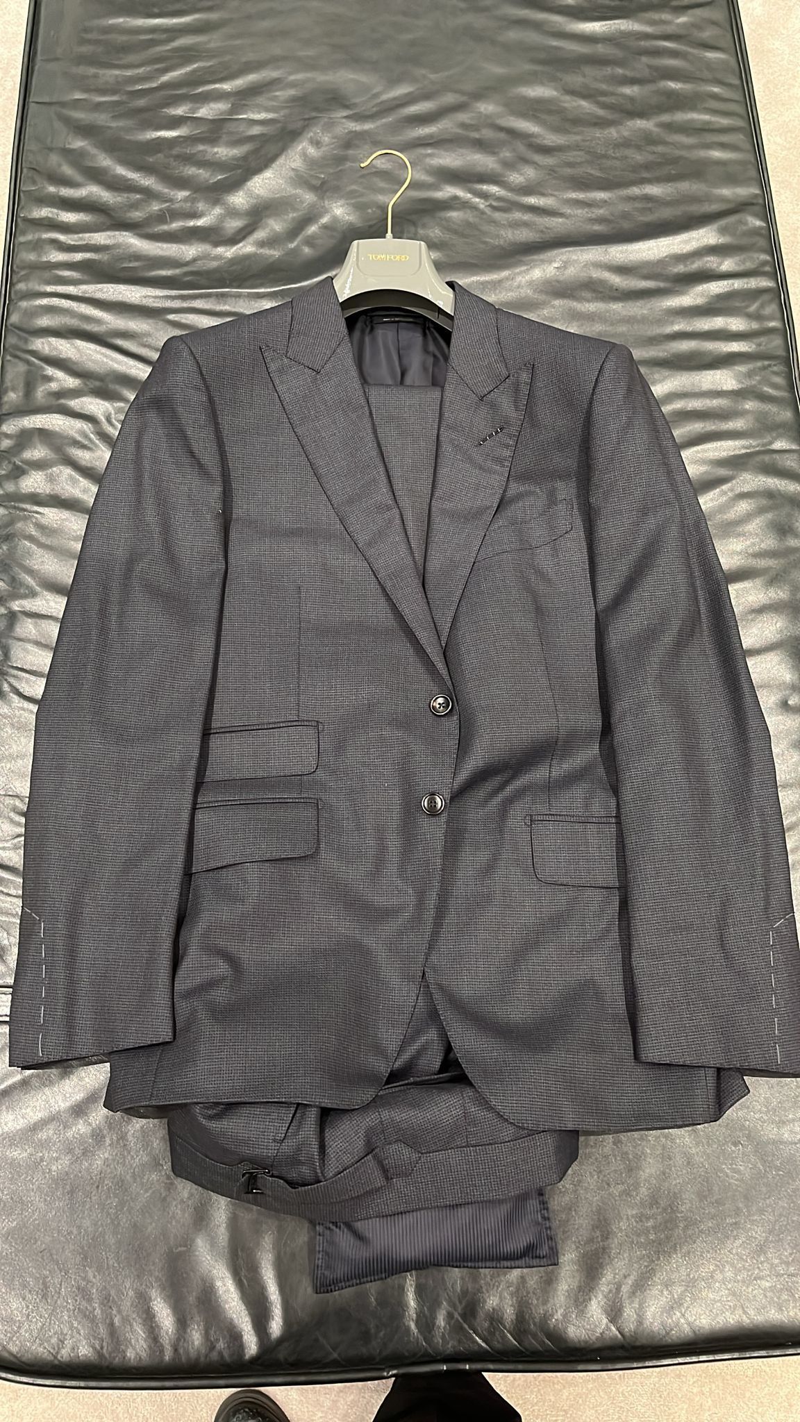 Tom Ford o1loc1c1124 2LYP01 Suit in Dark Grey Size US L / EU 52-54 / 3 - 1 Thumbnail