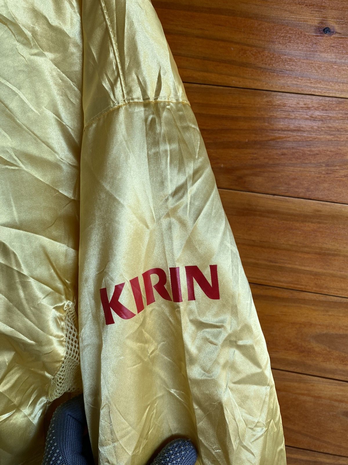 Japanese Brand Kirin Ichiban Promotional Gold Jacket Vintage Japanese Beer Size US XL / EU 56 / 4 - 8 Thumbnail