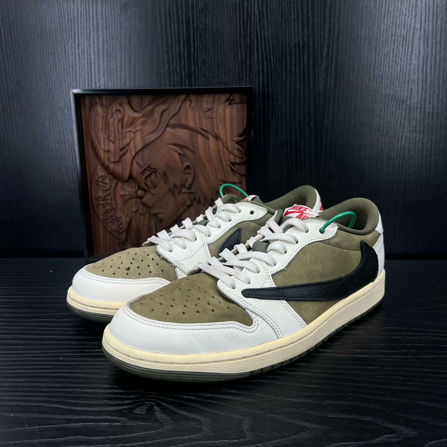 Nike Nike AJ1 Green Lowtop Sneakers 44 Men Size US 10.5 / EU 43-44 - 1 Thumbnail