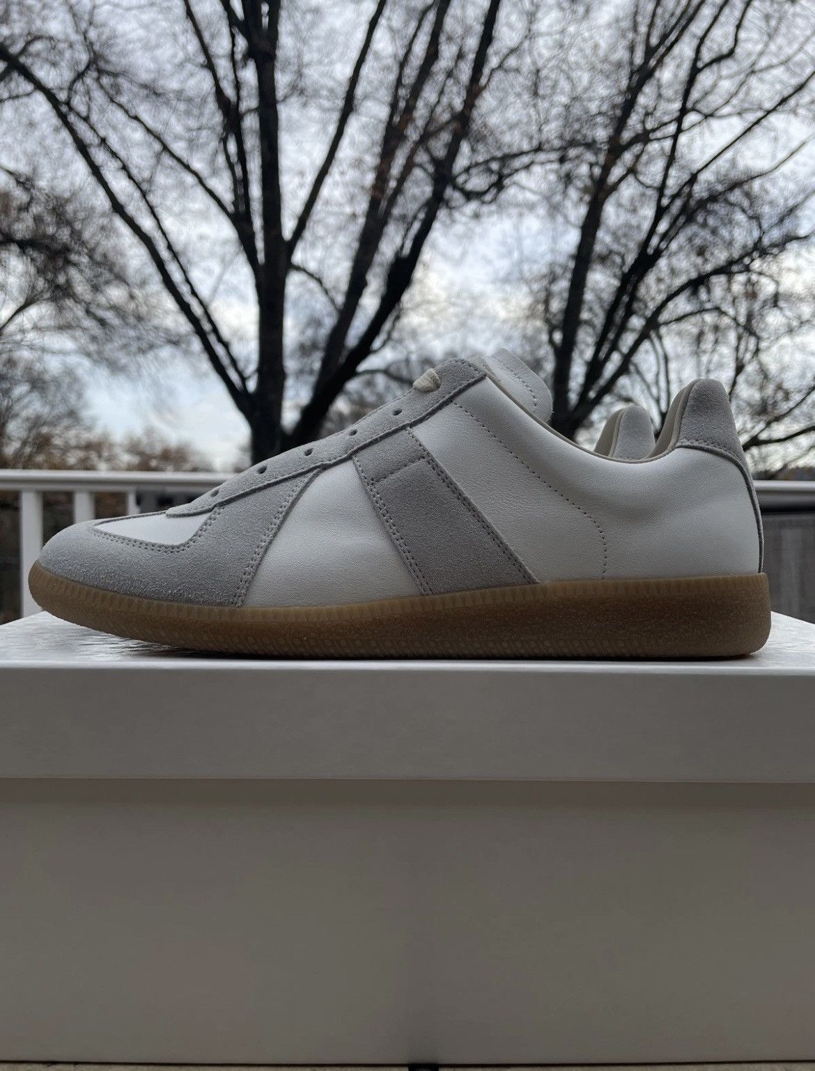 Maison Margiela Maison Margiela GAT White Gray Size 40/7 US BRAND NEW Size US 7 / EU 40 - 1 Thumbnail