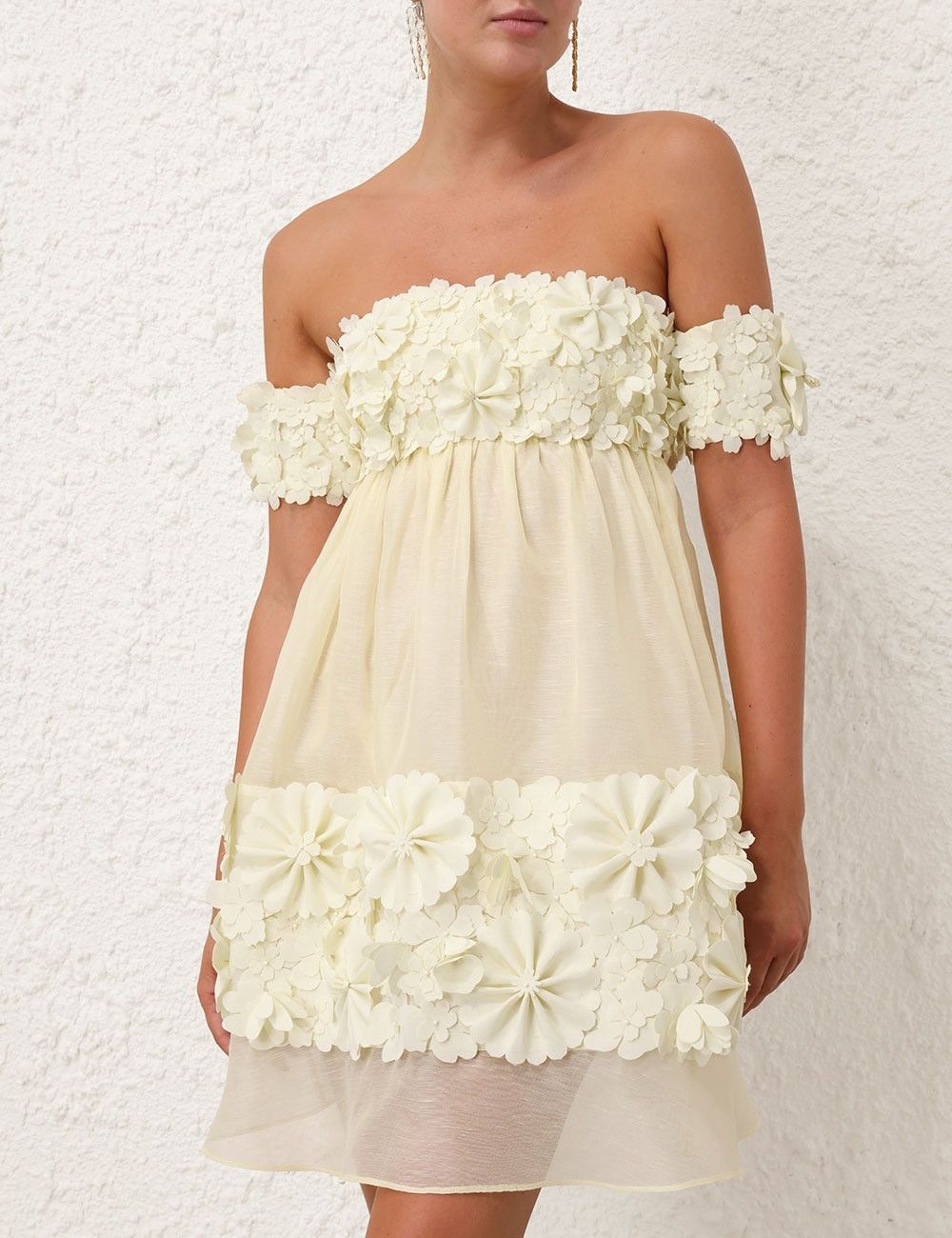 Zimmermann oc11z0525 Harmony Applique Flower Mini Dress in Yellow Size XS / US 0-2 / IT 36-38 - 2 Thumbnail