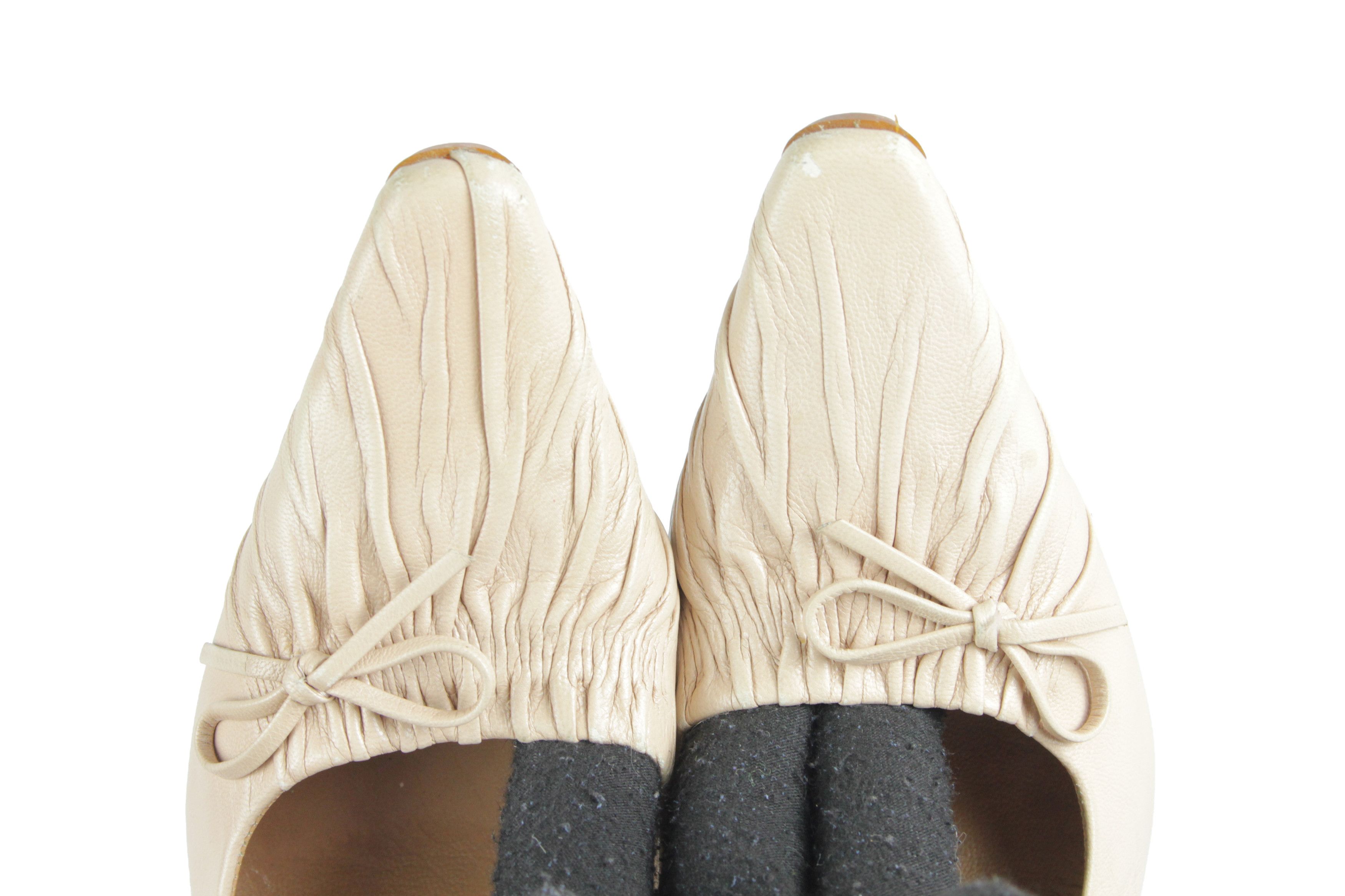 Gucci F/W99 Tom Ford Era Crinkle Bow Pumps Vintage Size US 7 / IT 37 - 7 Thumbnail