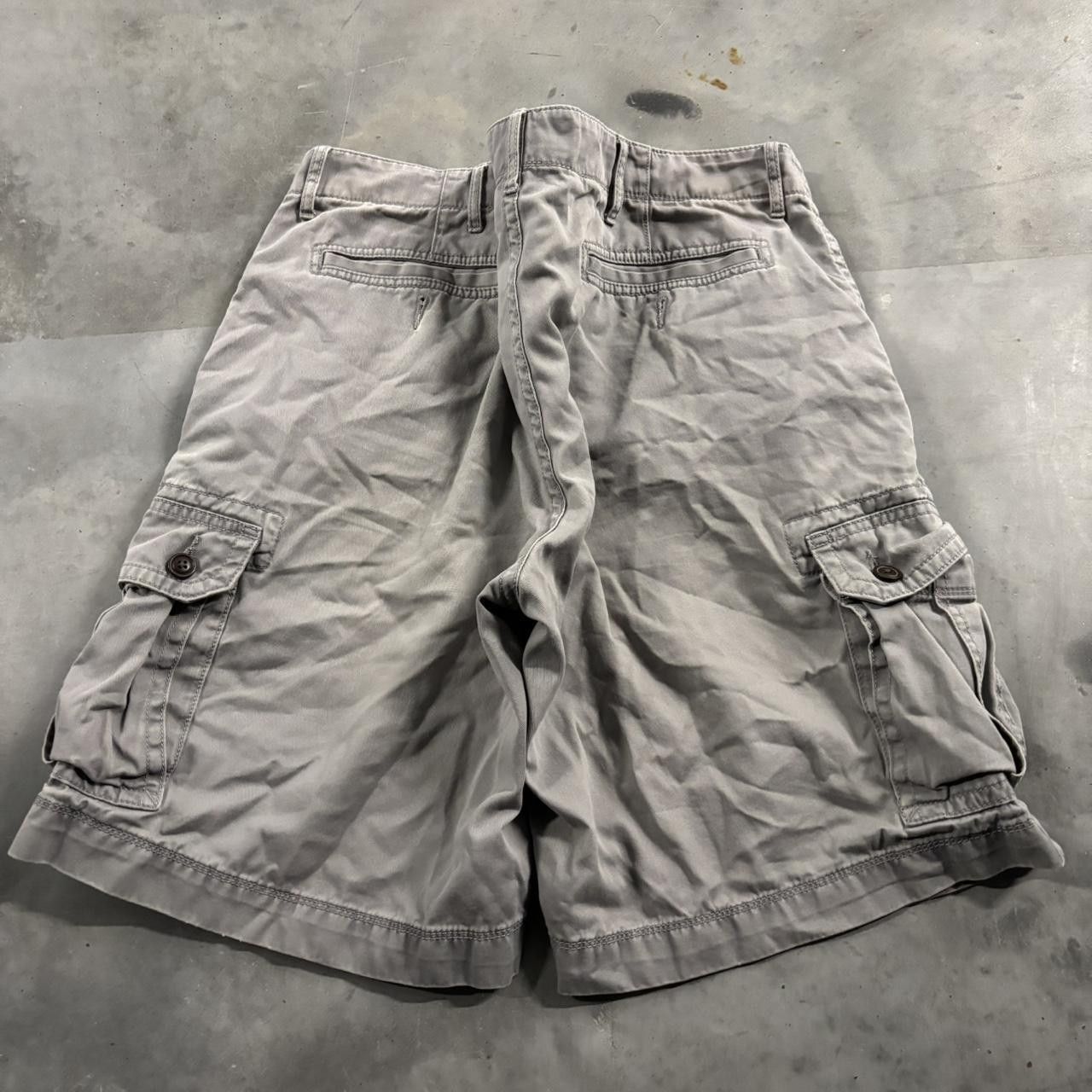 Vintage Crazy Vintage Y2K/2000s Baggy Grey Streetwear Skater Style Cargo Shorts! Size US 38 / EU 54 - 5 Thumbnail
