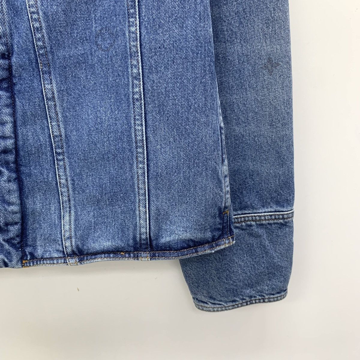 Louis Vuitton Louis Vuitton Navy Blue Logo Denim Jacket Size M / US 6-8 / IT 42-44 - 4 Thumbnail