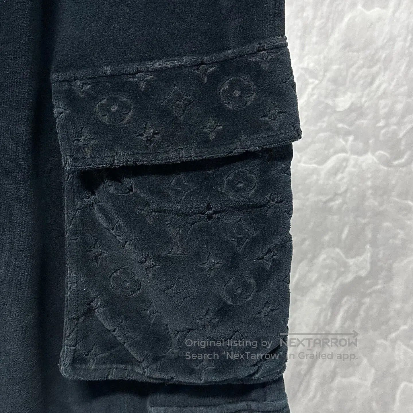 Louis Vuitton louis vuitton black velour long pants size s. Size US 38 / EU 54 - 3 Thumbnail