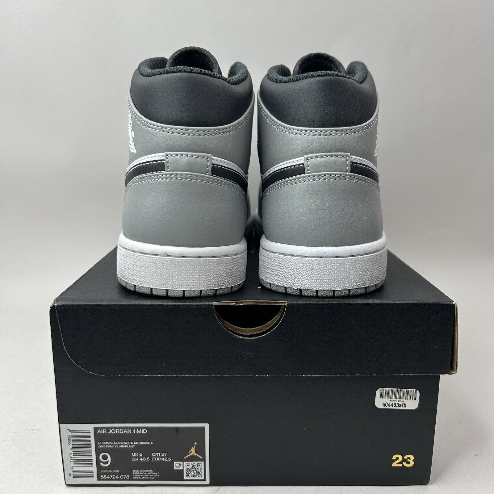 Nike Nike Air Jordan 1 Mid “Light Smoke Grey/Anthracite” 2023 Size US 9 / EU 42 - 4 Thumbnail