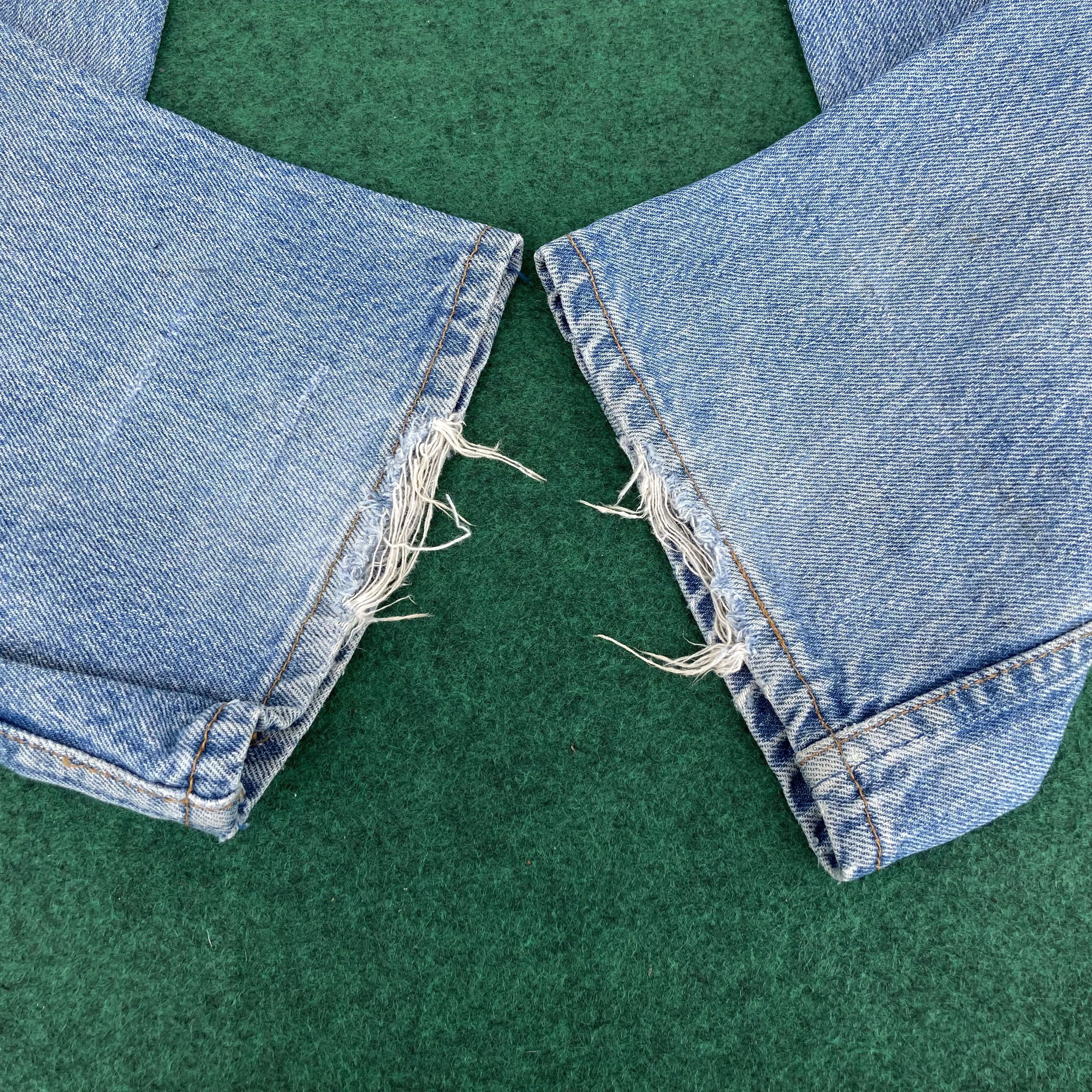 Levi's × Vintage Vtg Levis 501 Distressed Ripped Light Blue Faded Sz 31 Jeans Size US 31 - 10 Thumbnail