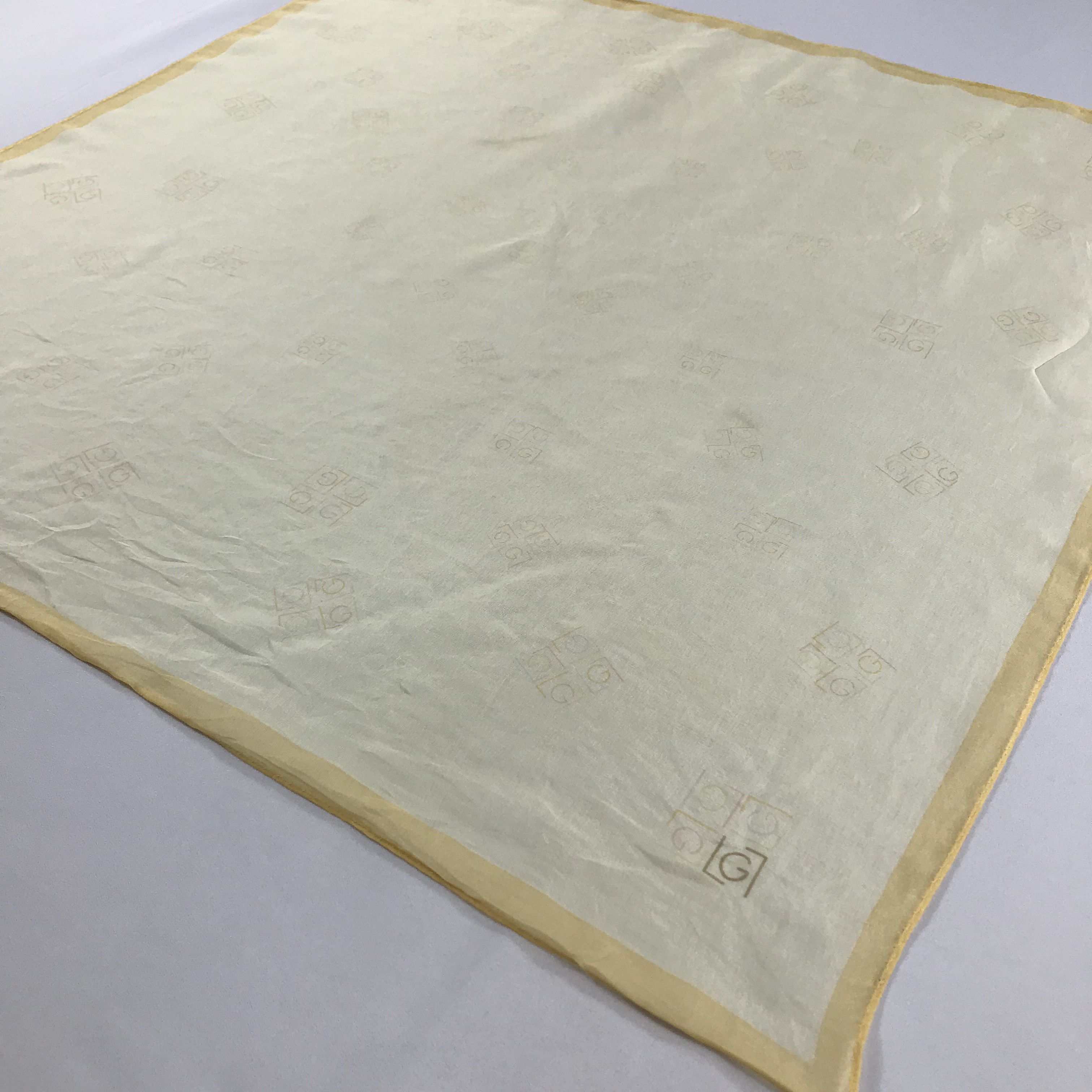 Vintage Vintage Silk Scarf - S2404 Size ONE SIZE - 2 Thumbnail