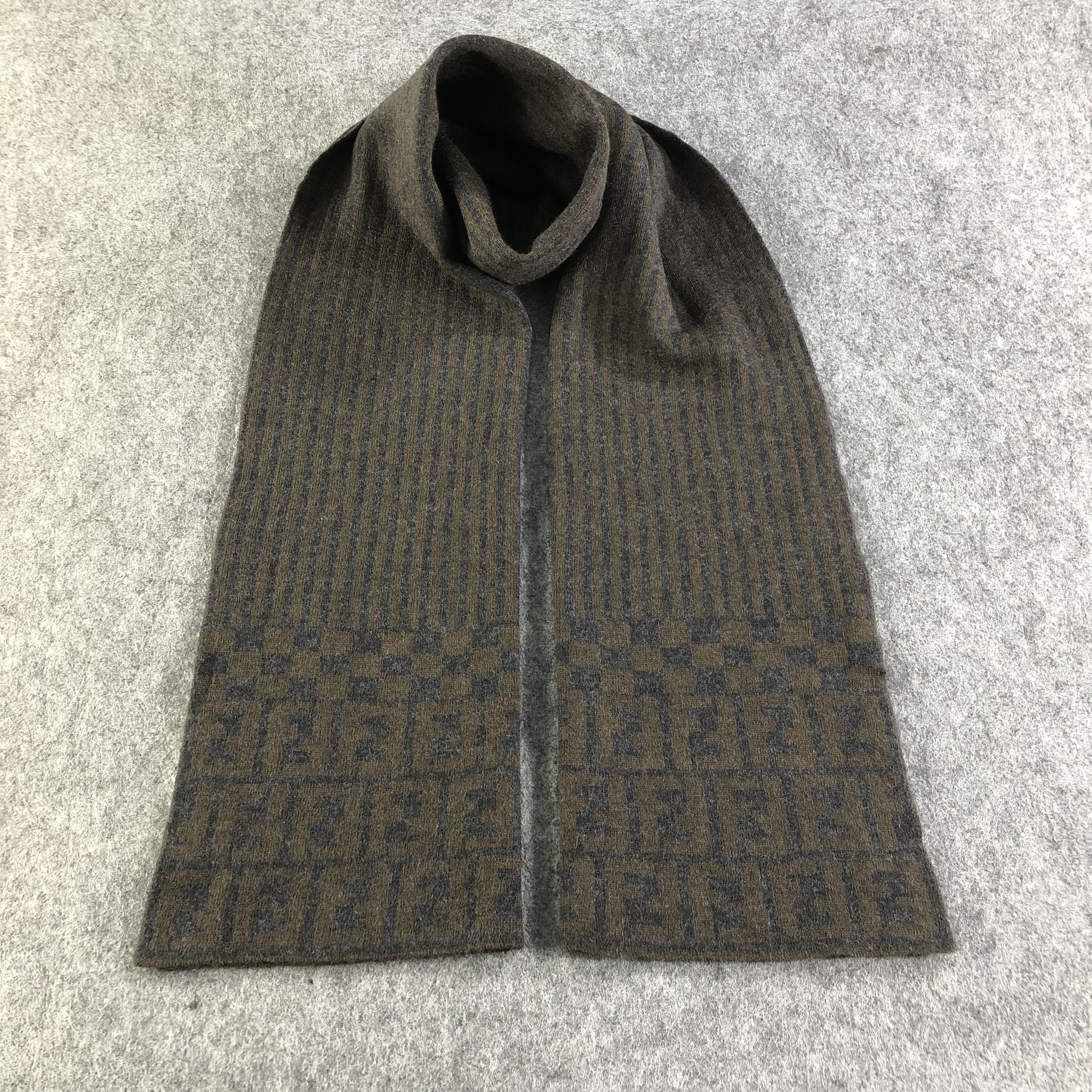 Fendi Fendi FF Monogram Wool Scarf Muffler V1594 Size ONE SIZE - 1 Thumbnail
