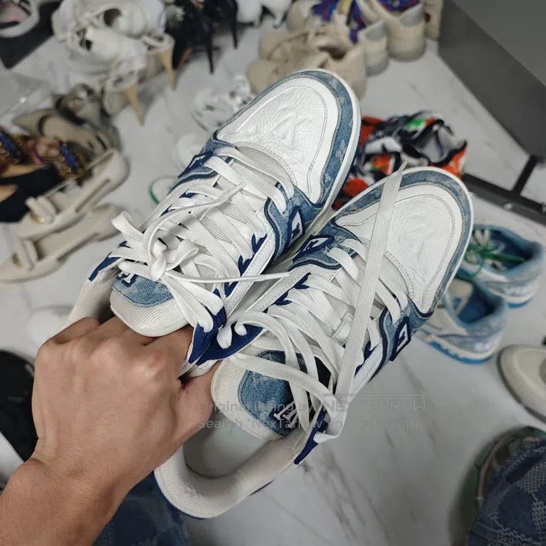Louis Vuitton Louis Vuitton Blue denim shoes Size US 8 / EU 41 - 1 Thumbnail