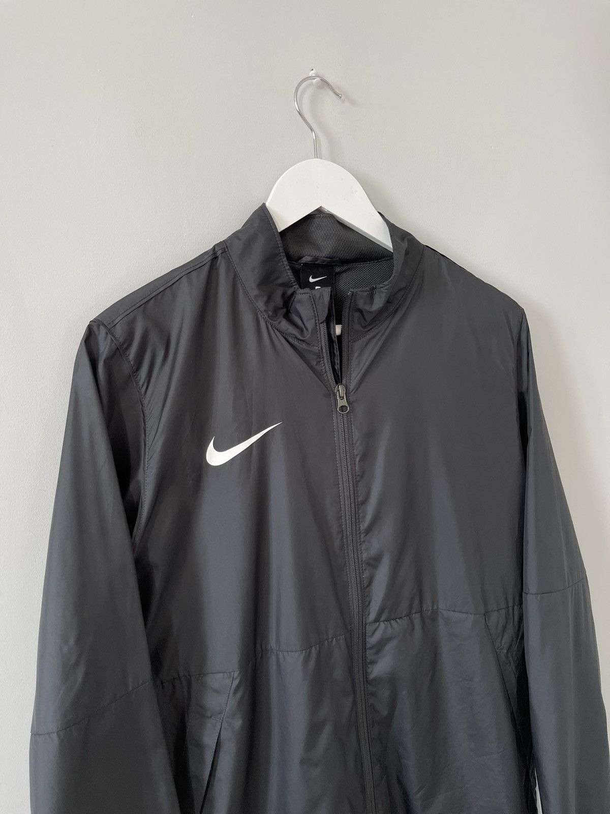 Nike Nike Light Windbreaker Zip Up Training Sports Park 20 Jacket Size US M / EU 48-50 / 2 - 4 Thumbnail