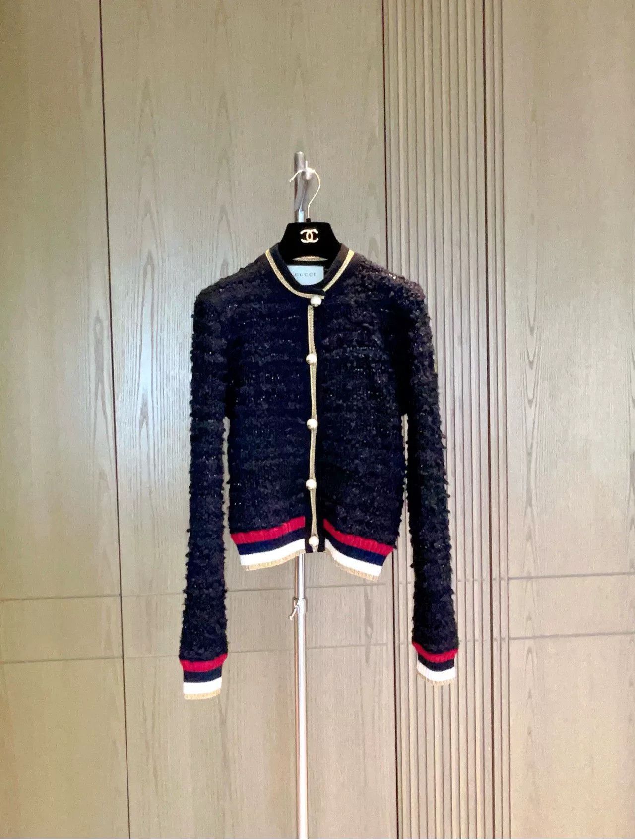Gucci Gucci Black Tweed Pearl Button Knit Jacket Size XS / US 0-2 / IT 36-38 - 1 Thumbnail