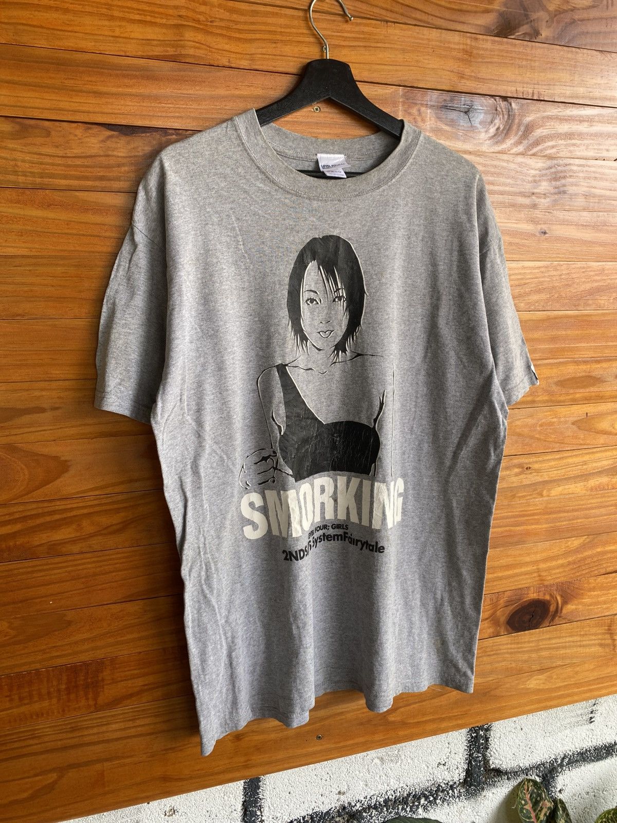 Anime Vintage Level Four Graphic T-Shirt – Grey Anime Print Tee Size US L / EU 52-54 / 3 - 5 Thumbnail