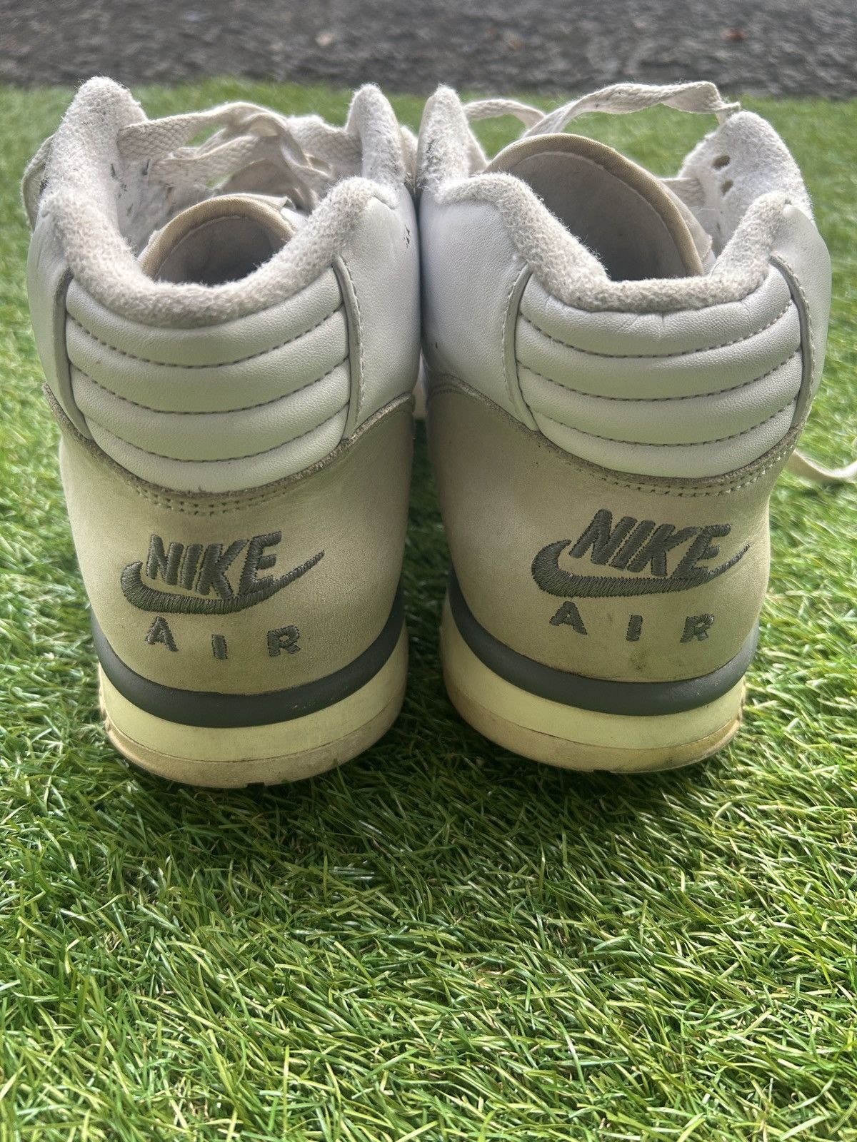 Nike Nike Air Trainer 1 Mid Size US 10.5 / EU 43-44 - 5 Thumbnail