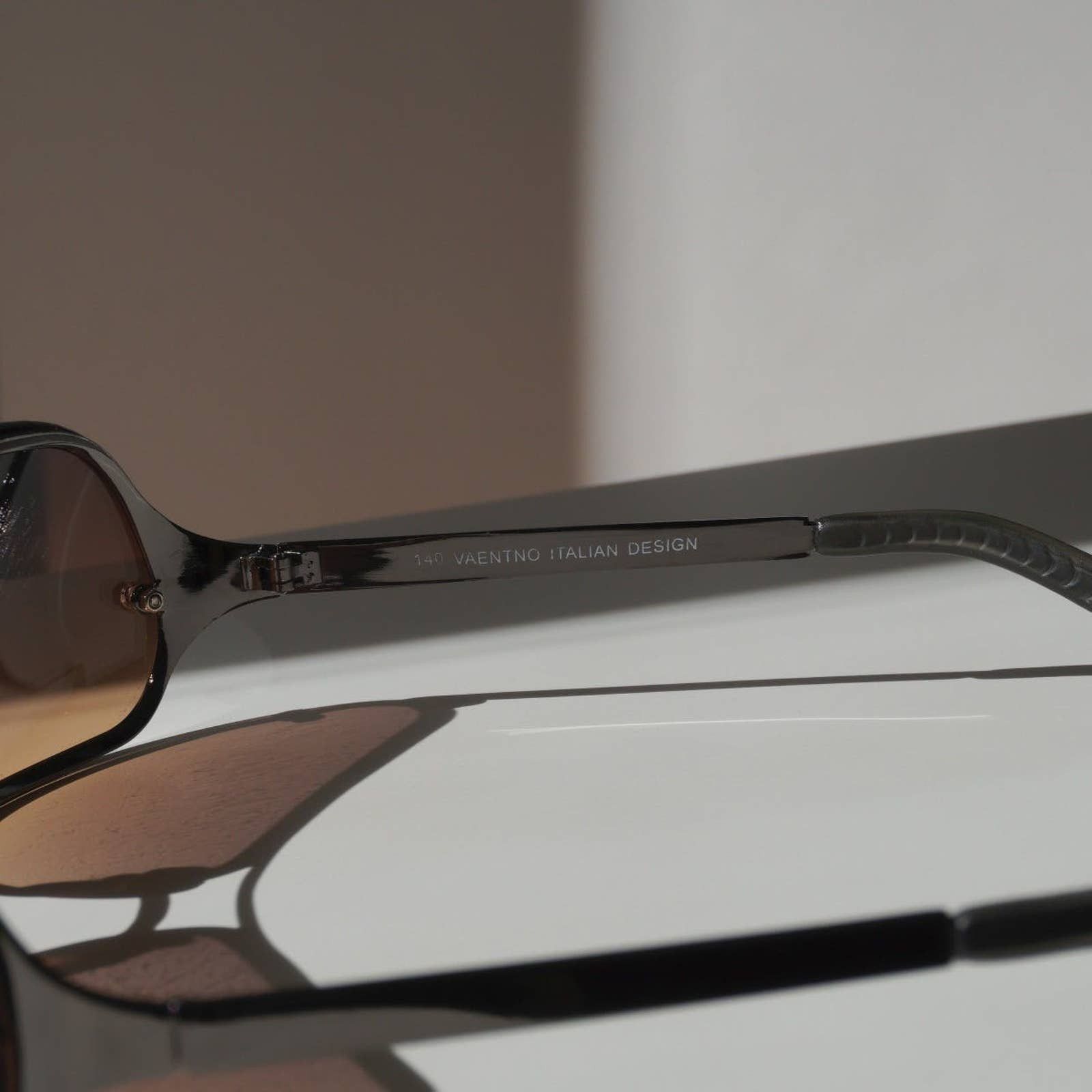 Valentino Vintage valentino italian design silver sunglasses Size ONE SIZE - 5 Thumbnail