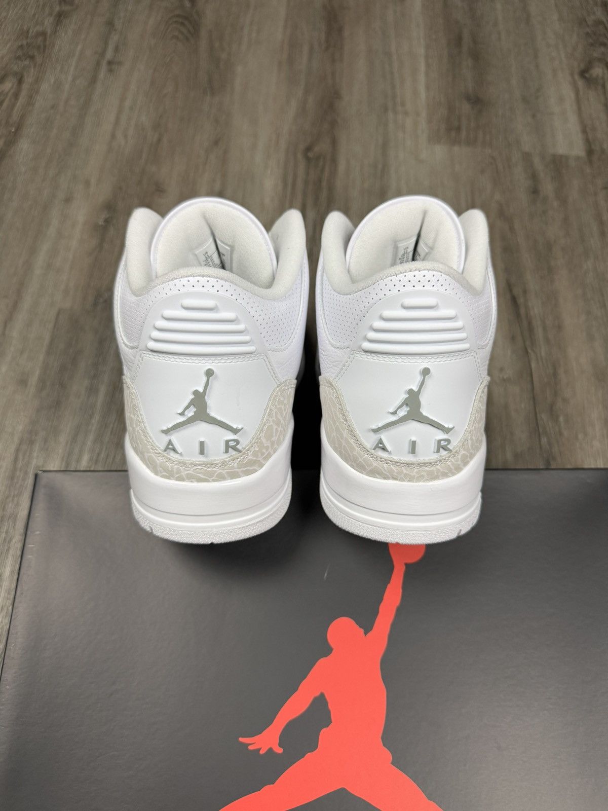 Jordan Brand Jordan 3 Retro Pure Money (2025) Size 10.5 Size US 10.5 / EU 43-44 - 3 Thumbnail