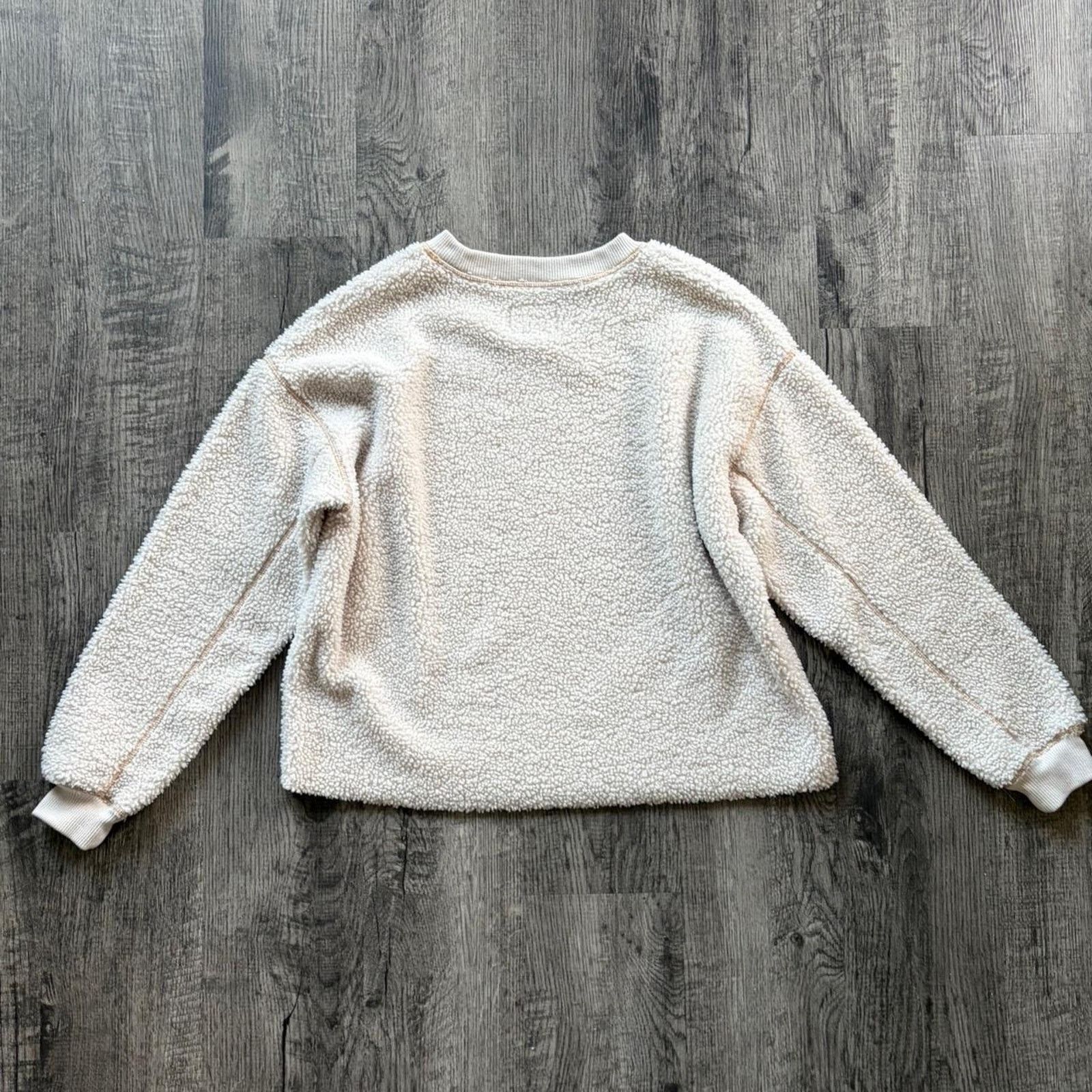 American Eagle Outfitters American eagle sherpa crewneck Size XS / US 0-2 / IT 36-38 - 3 Thumbnail