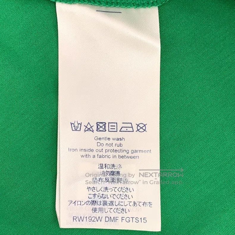 Louis Vuitton Louis Vuitton Green logo-print cotton crewneck T-shirt Size US M / EU 48-50 / 2 - 6 Thumbnail