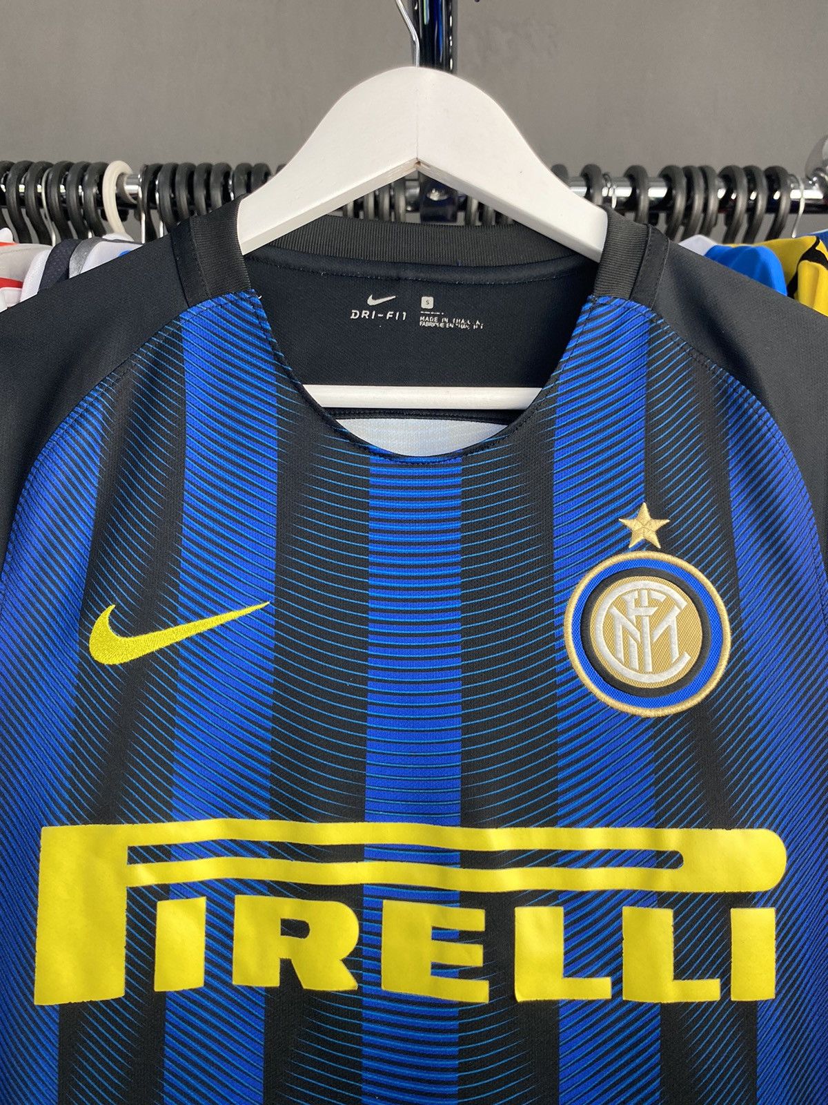 Nike 2016/17 NIKE INTER MILAN HOME SOCCER FOOTBALL JERSEY SHIRT Size US S / EU 44-46 / 1 - 5 Thumbnail