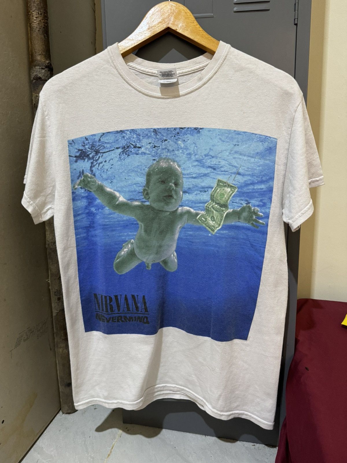 Nirvana Nevermind T Shirt 2002 | Grailed