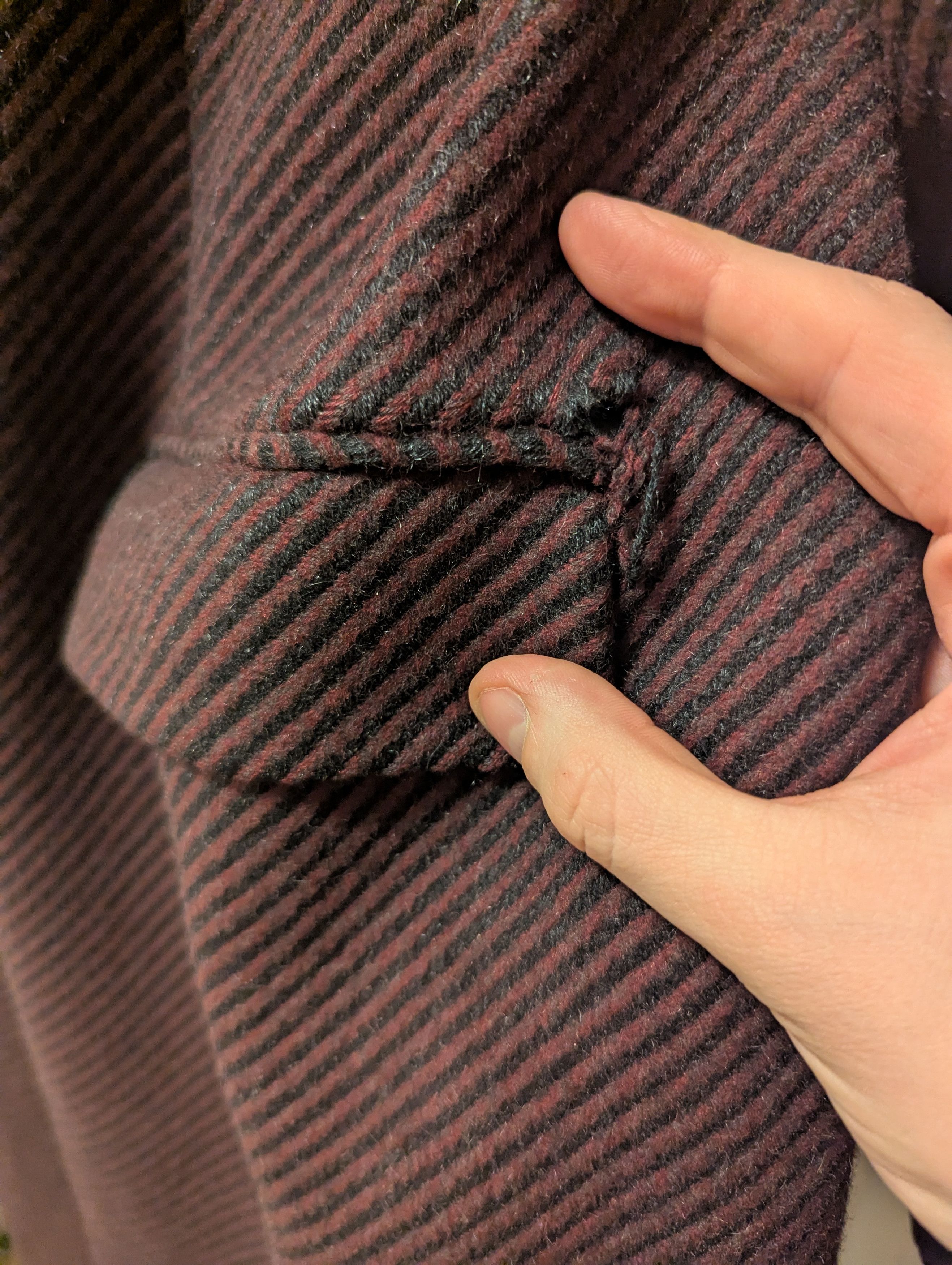 Prada Charcoal Burgundy Mohair & Cashmere Topcoat Size US M / EU 48-50 / 2 - 8 Thumbnail